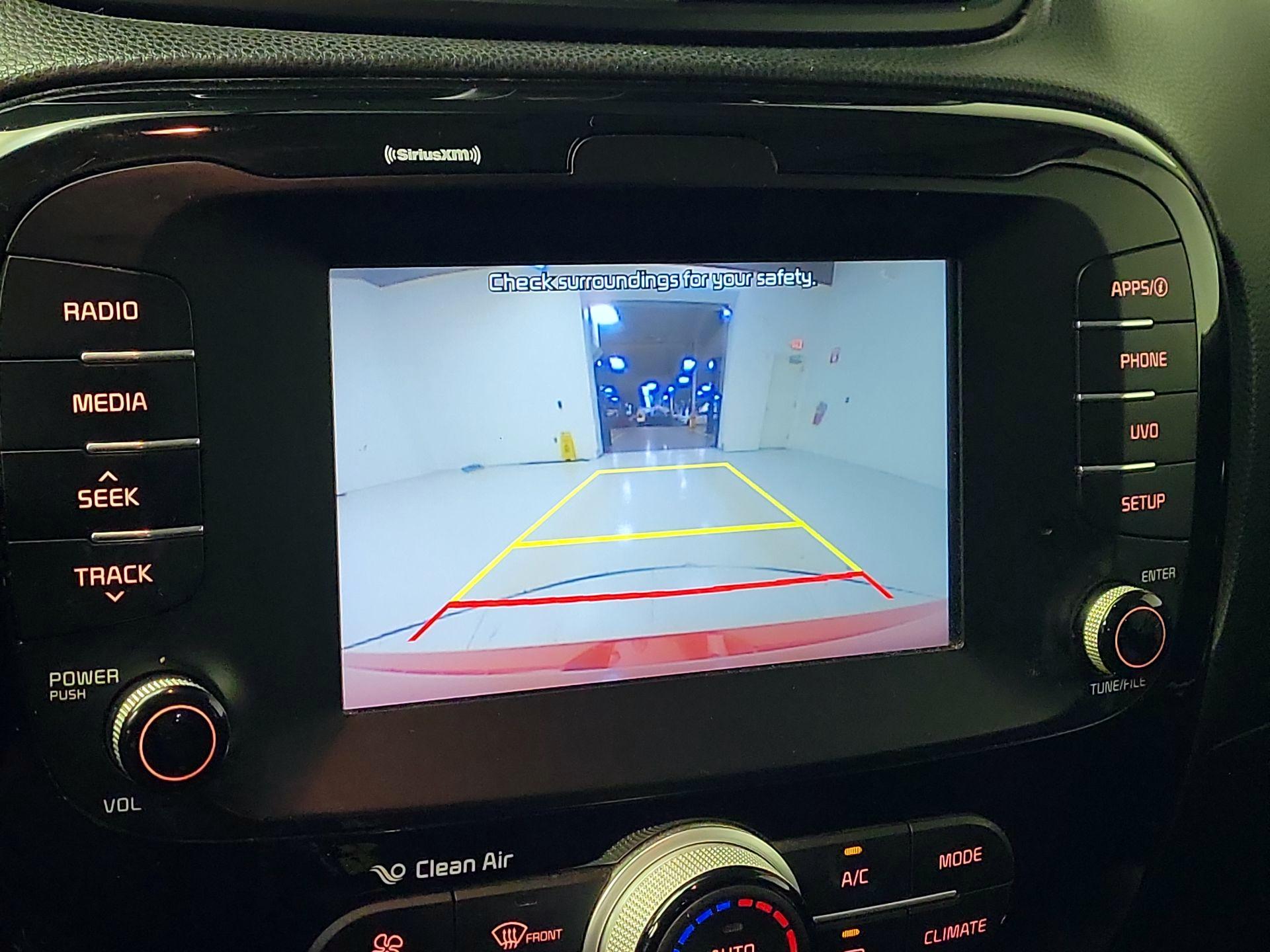 Thumbnail: 2019 Kia Soul - 14