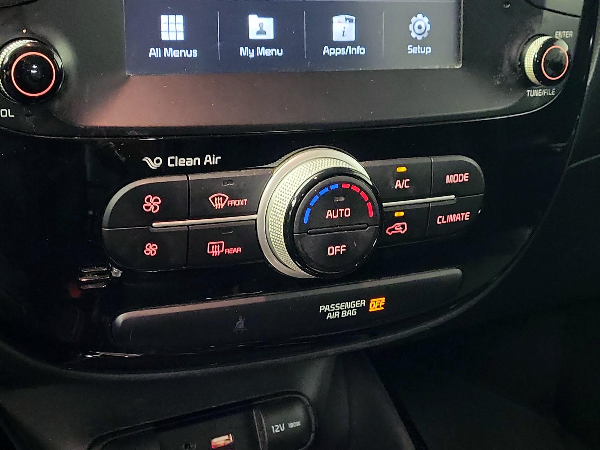 Thumbnail: 2019 Kia Soul - 16