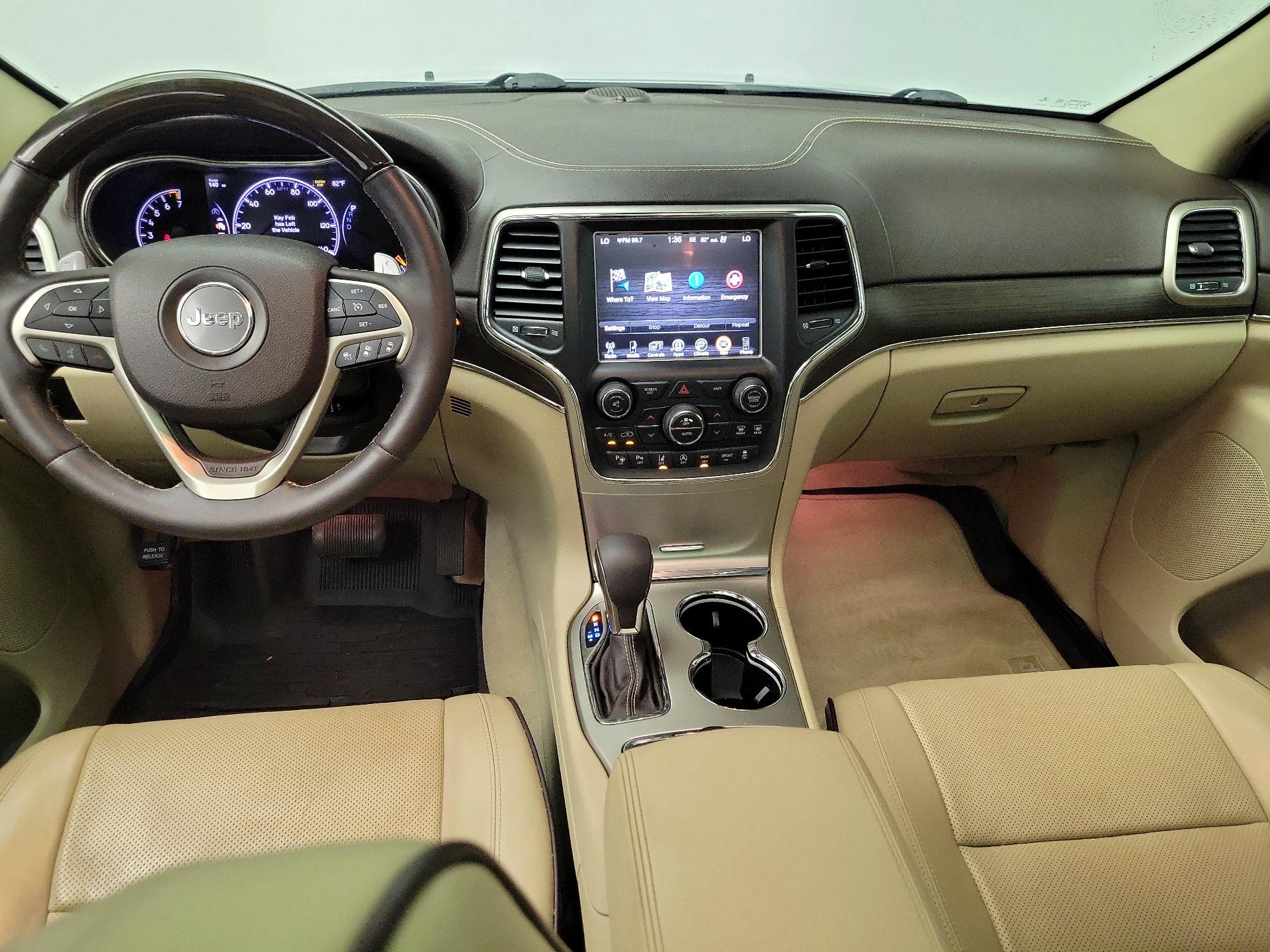 Thumbnail: 2017 Jeep Grand Cherokee - 9