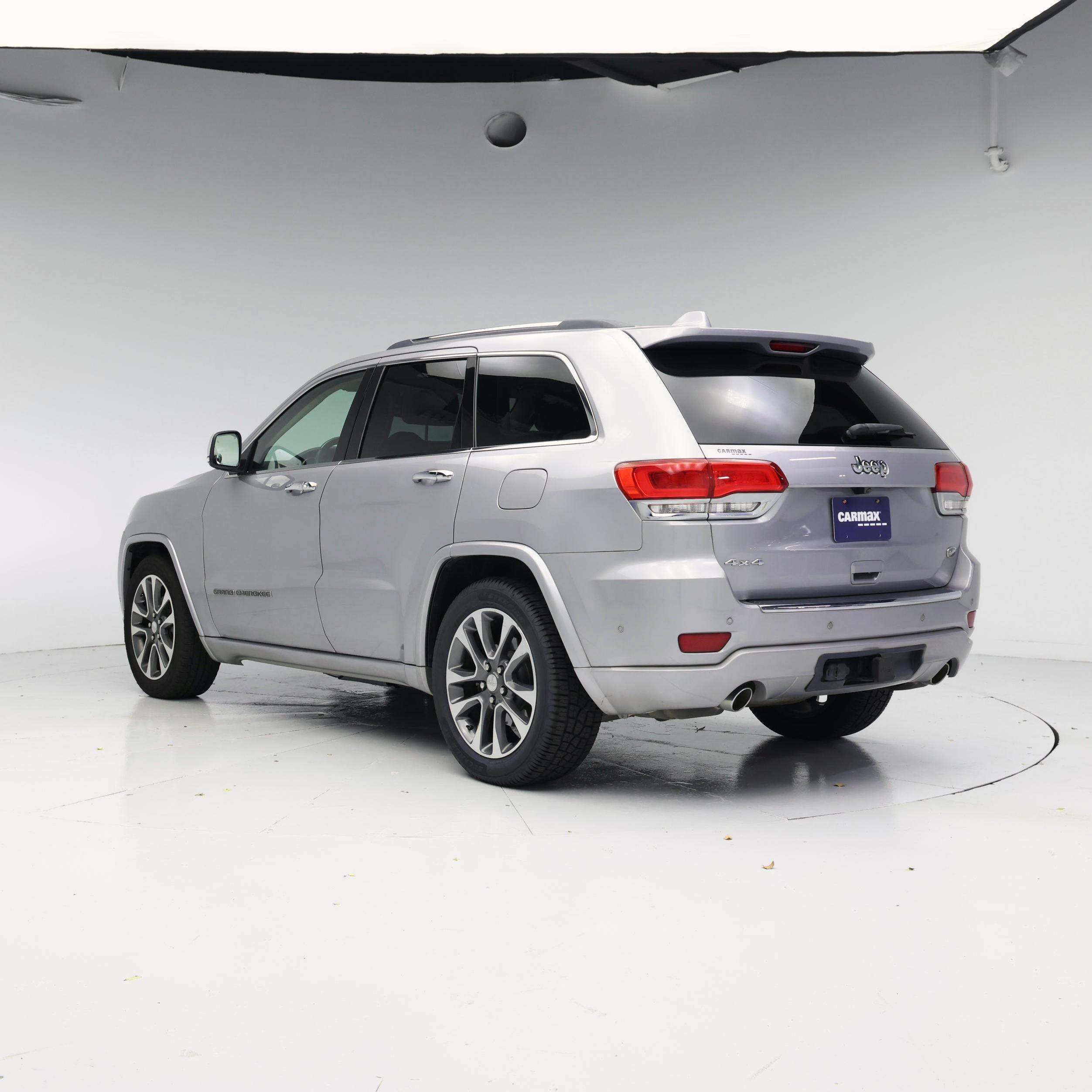 Thumbnail: 2017 Jeep Grand Cherokee - 2