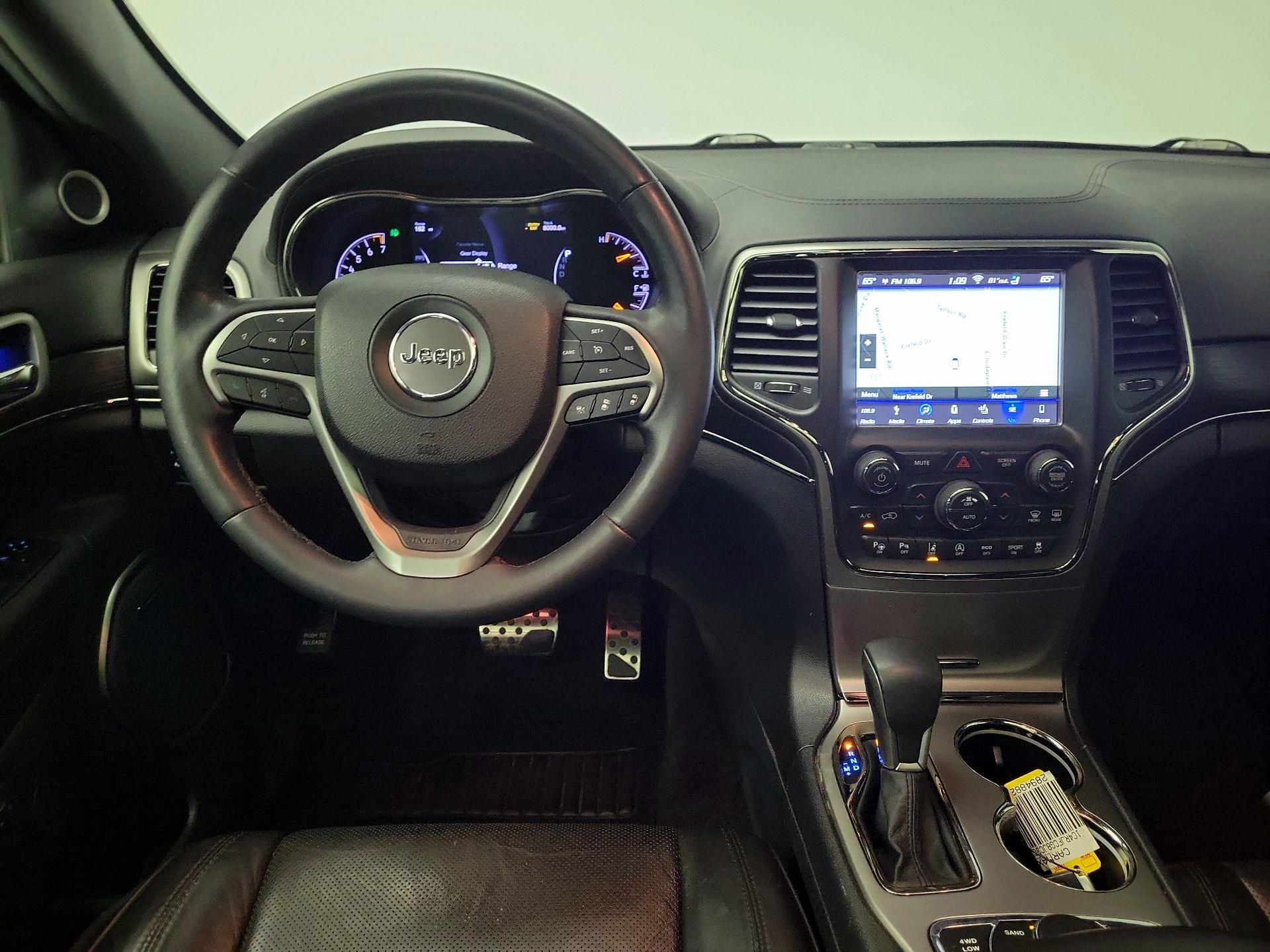Thumbnail: 2018 Jeep Grand Cherokee - 10