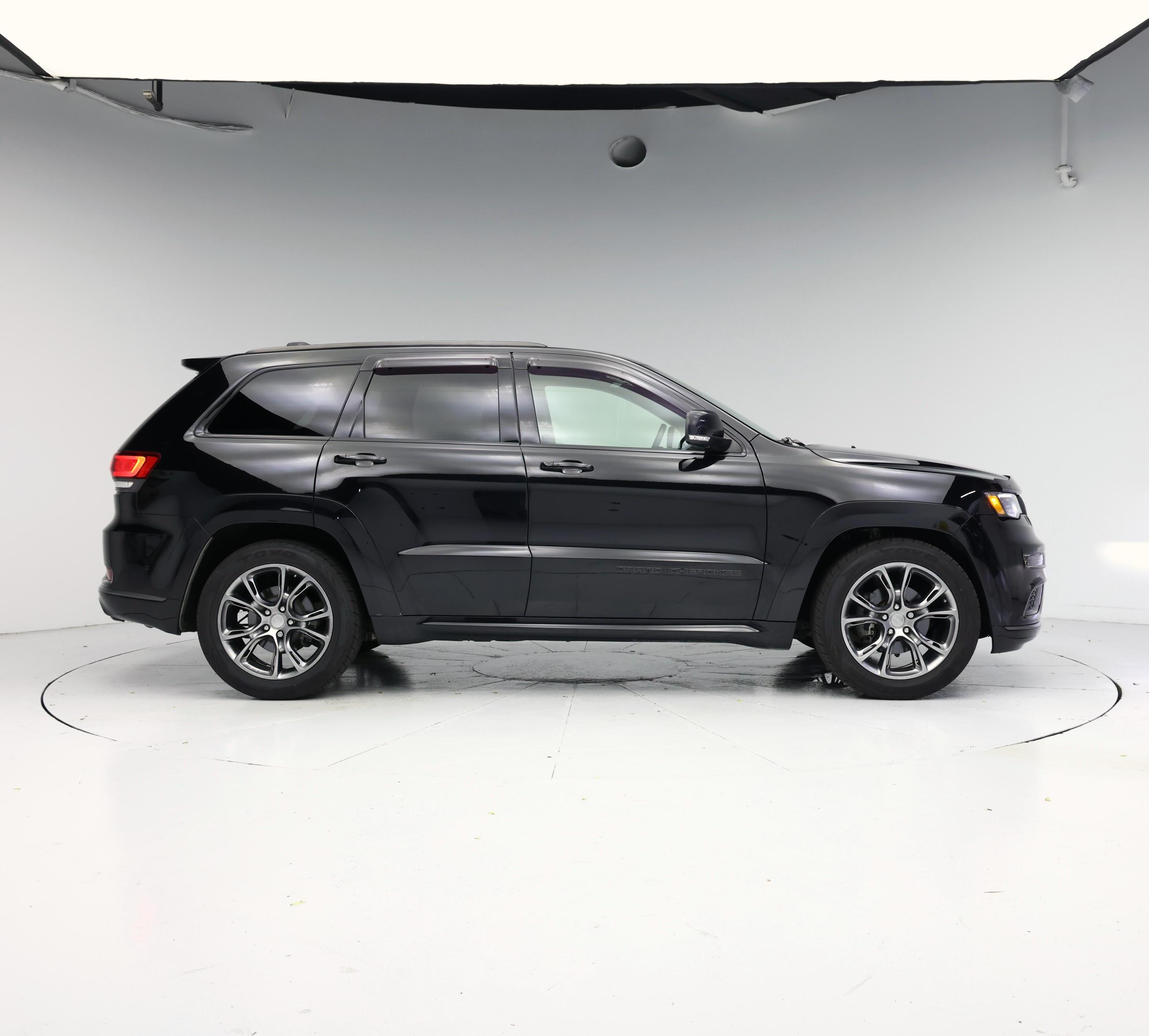 Thumbnail: 2018 Jeep Grand Cherokee - 7