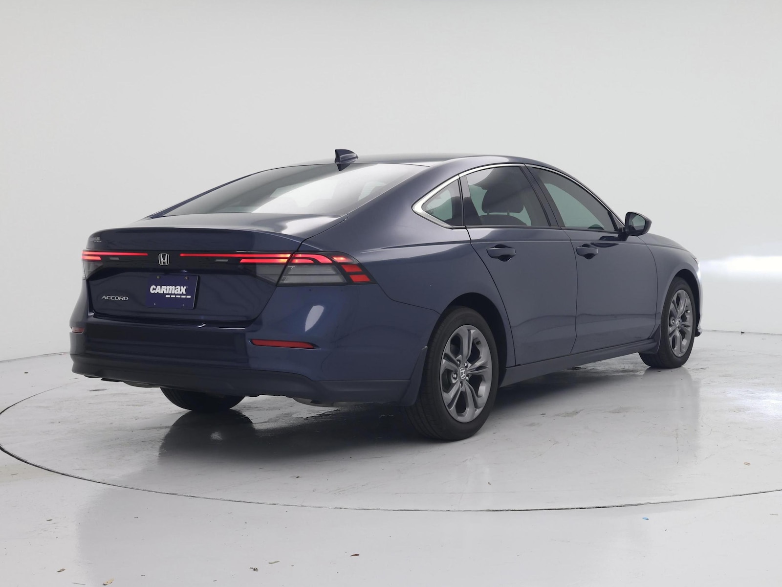 2024 Honda Accord EX - Photo 9