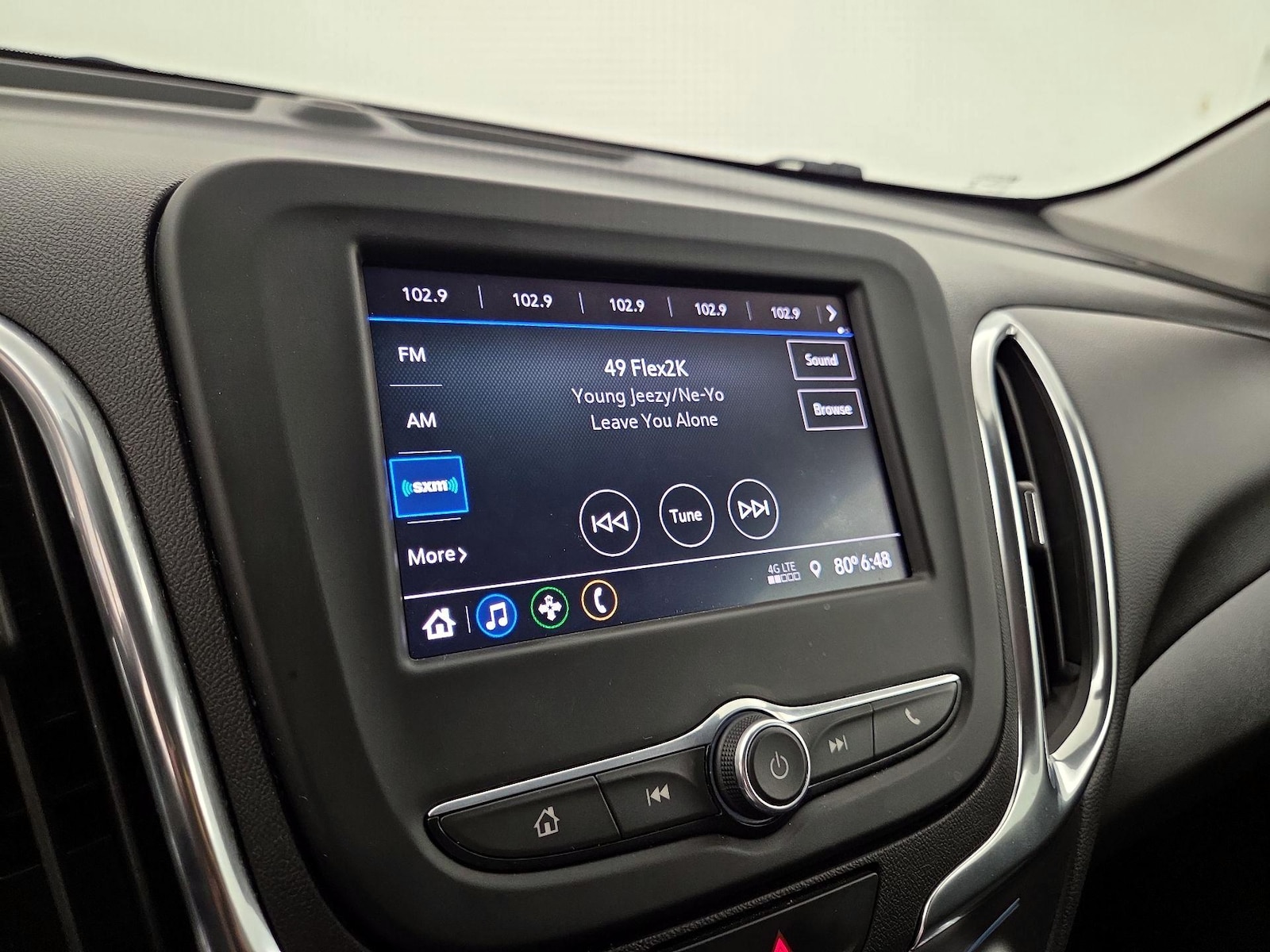 2021 Chevrolet Equinox LT - Photo 16