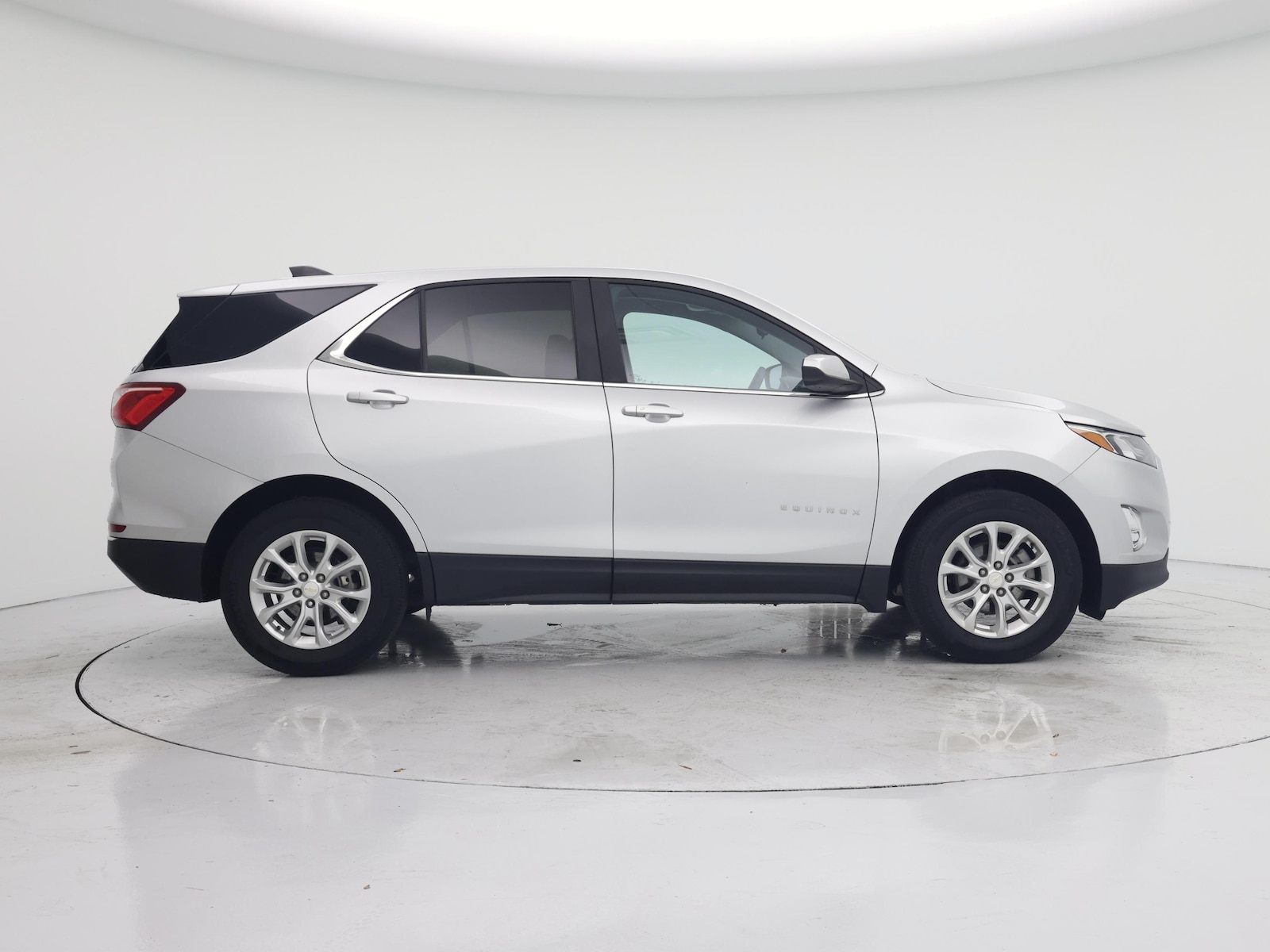 2021 Chevrolet Equinox LT - Photo 8