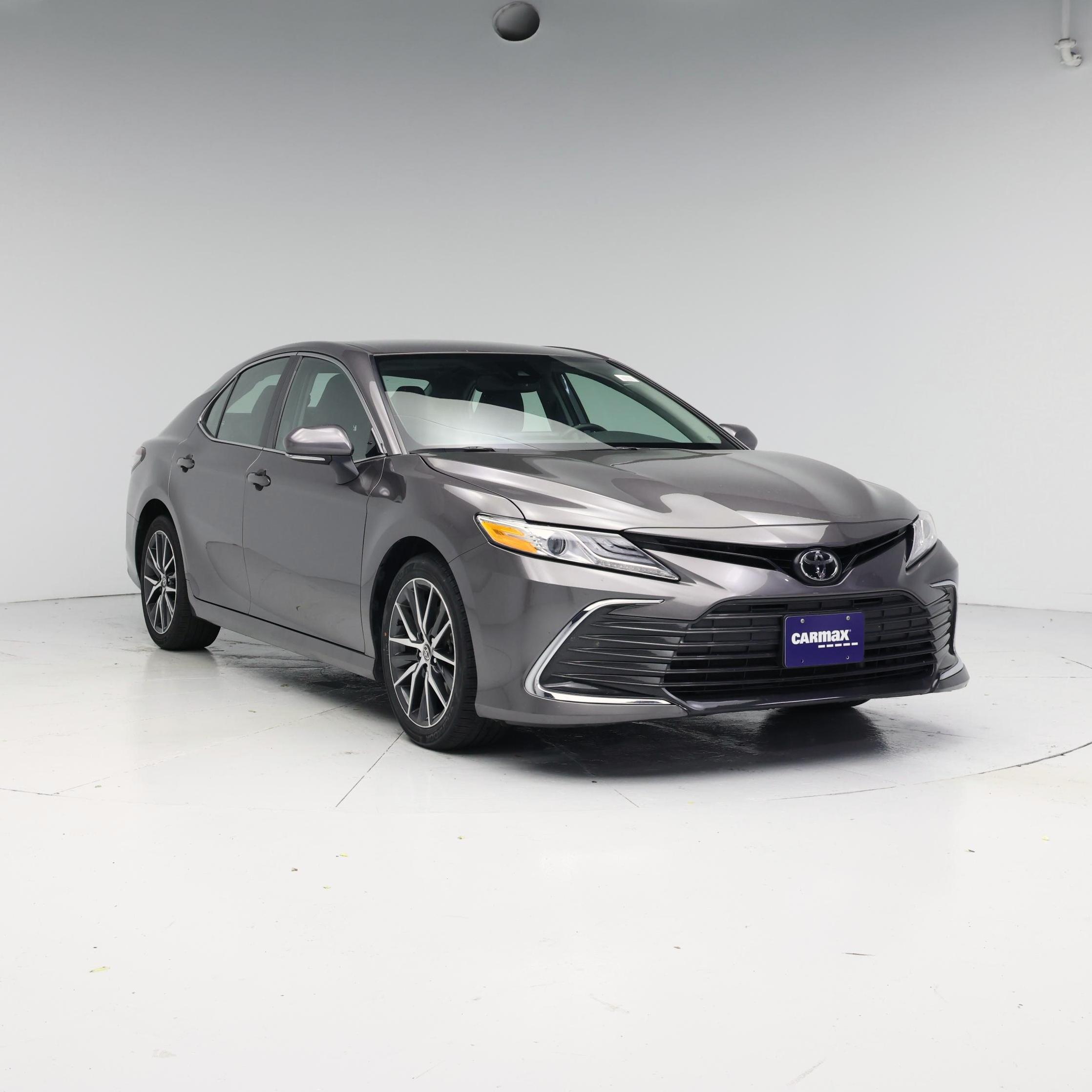 Gray 2021 Toyota Camry Sedan Front-Wheel Drive Automatic