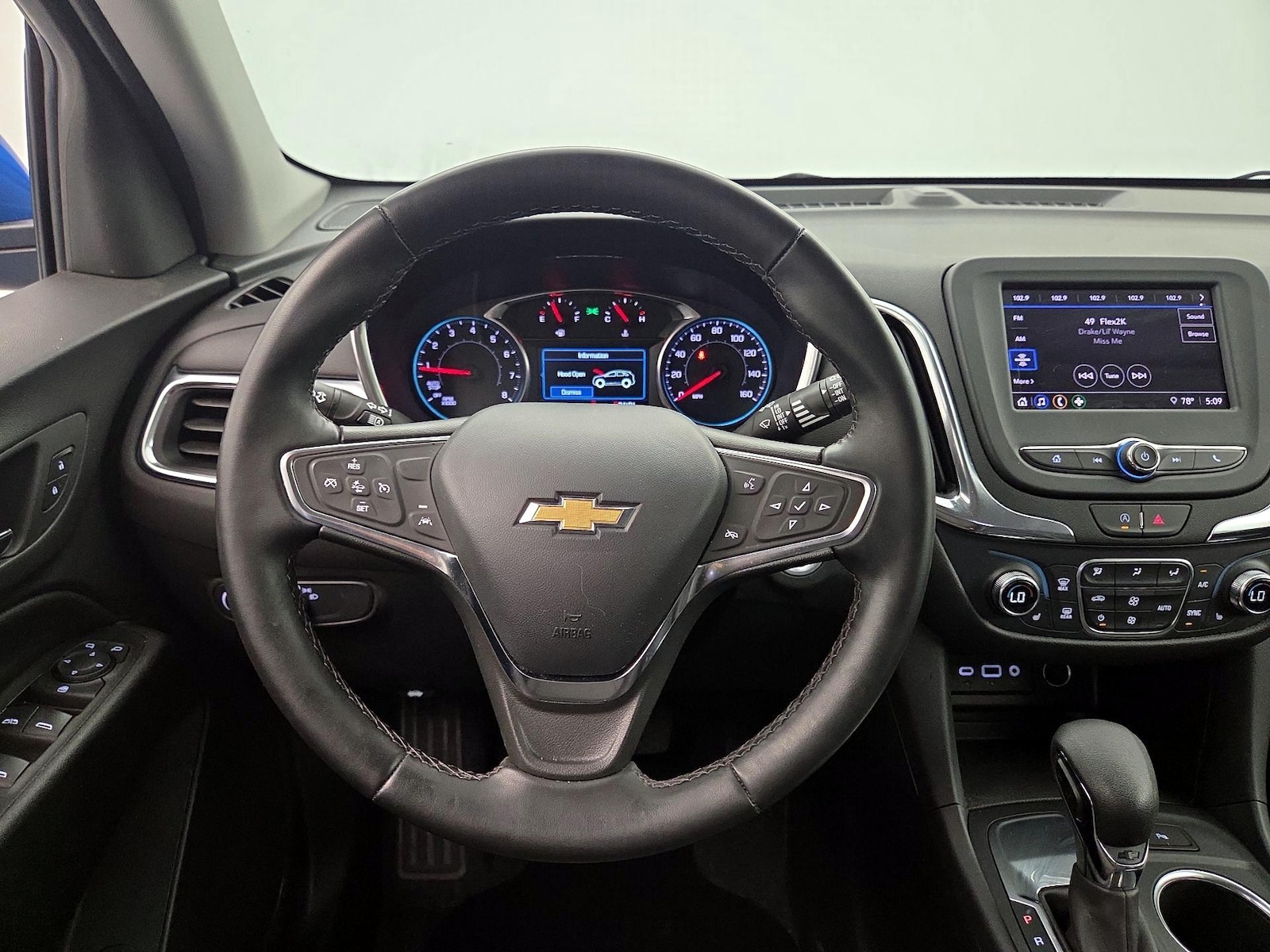 2024 Chevrolet Equinox LT - Photo 11
