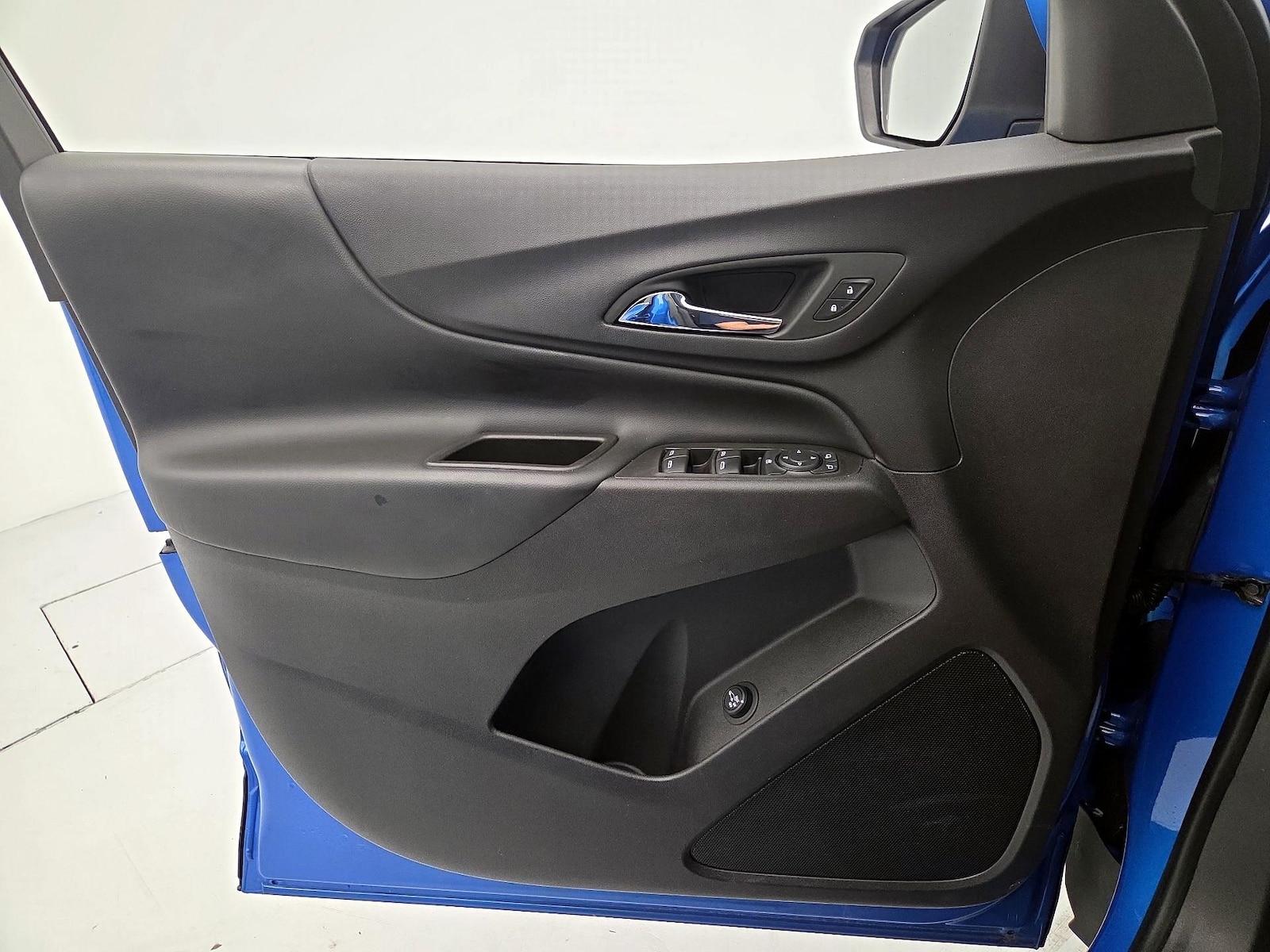 2024 Chevrolet Equinox LT - Photo 13