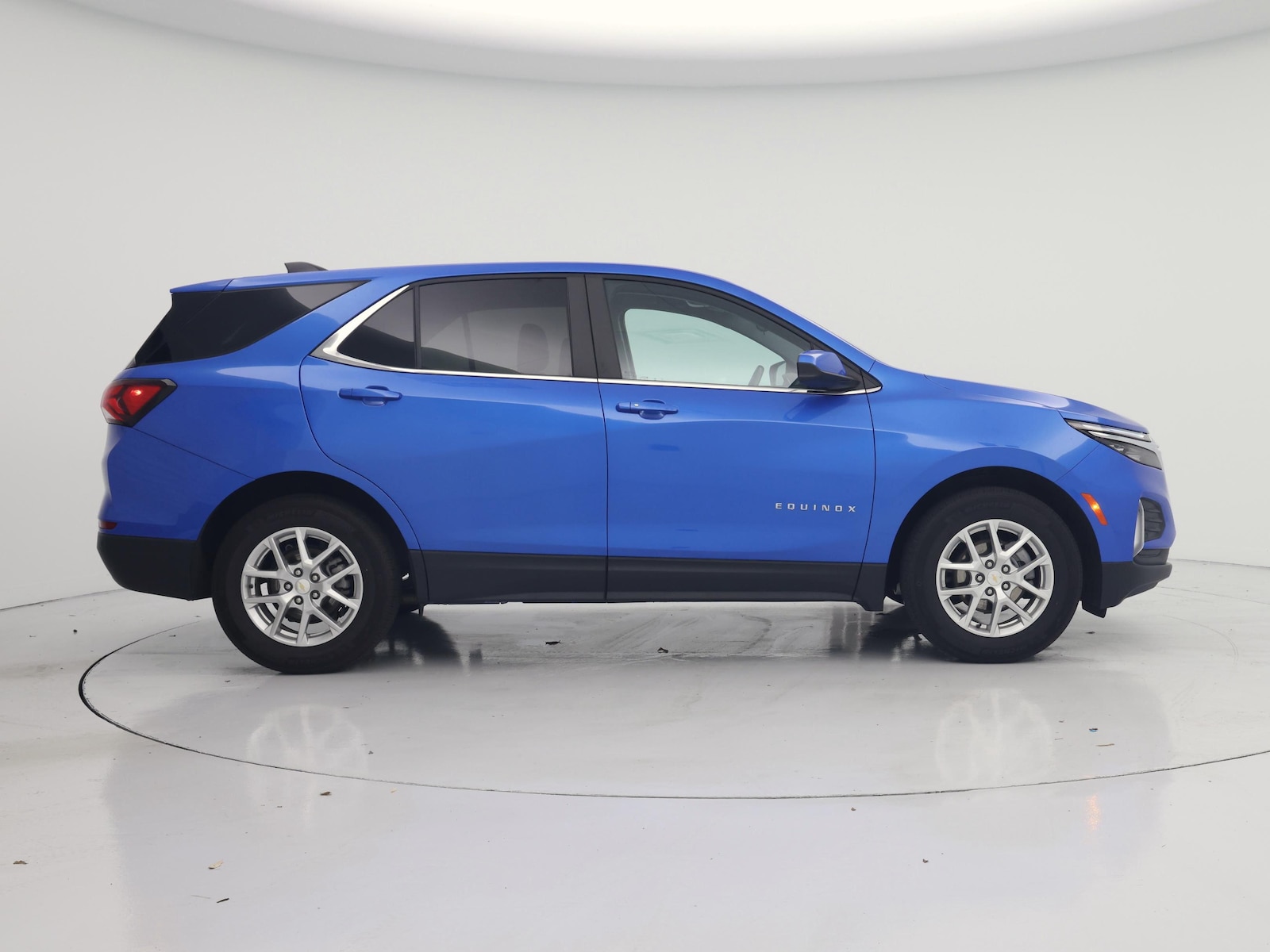 2024 Chevrolet Equinox LT - Photo 8