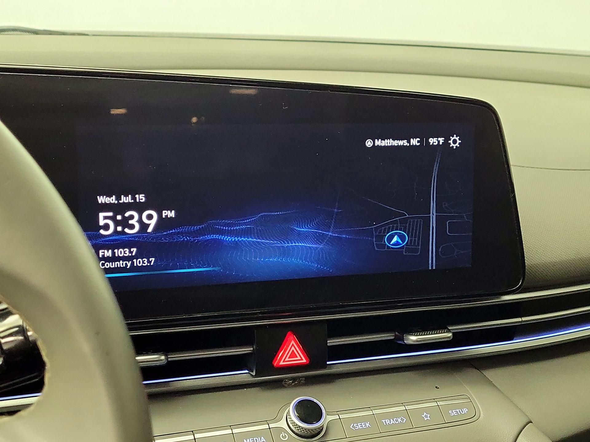 Thumbnail: 2024 Hyundai Elantra - 15