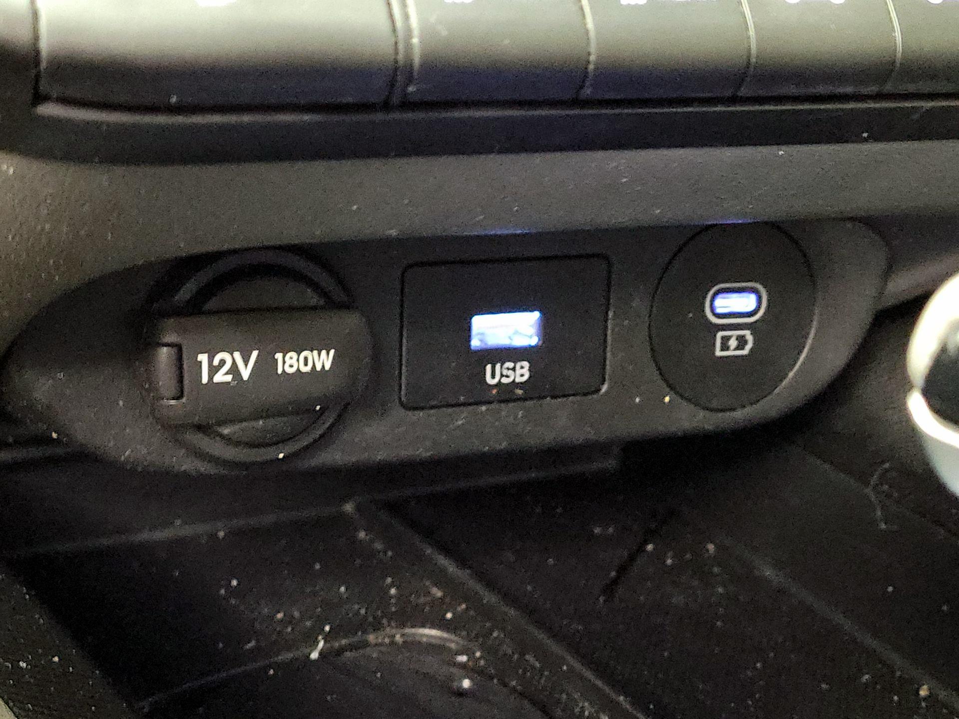 Thumbnail: 2024 Hyundai Elantra - 18