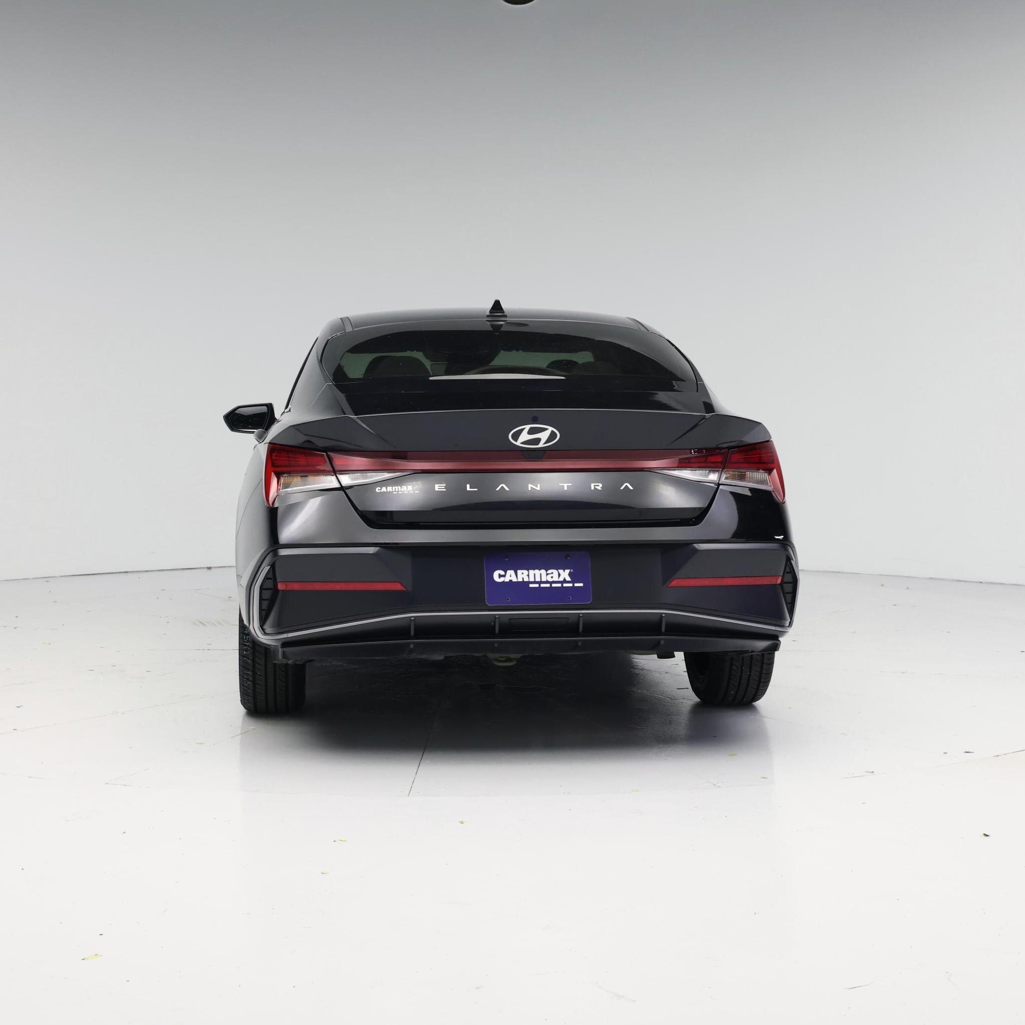 Thumbnail: 2024 Hyundai Elantra - 6
