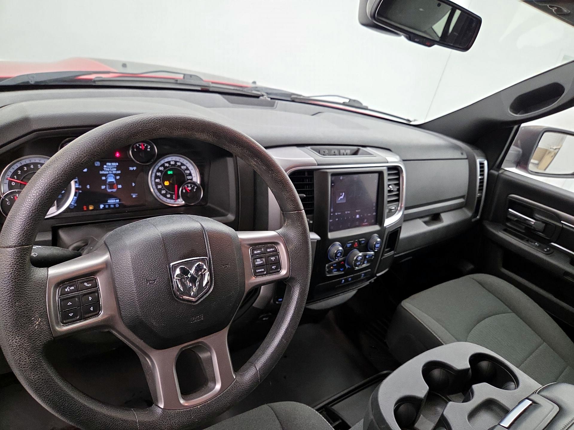 Thumbnail: 2022 RAM 1500 Classic - 9