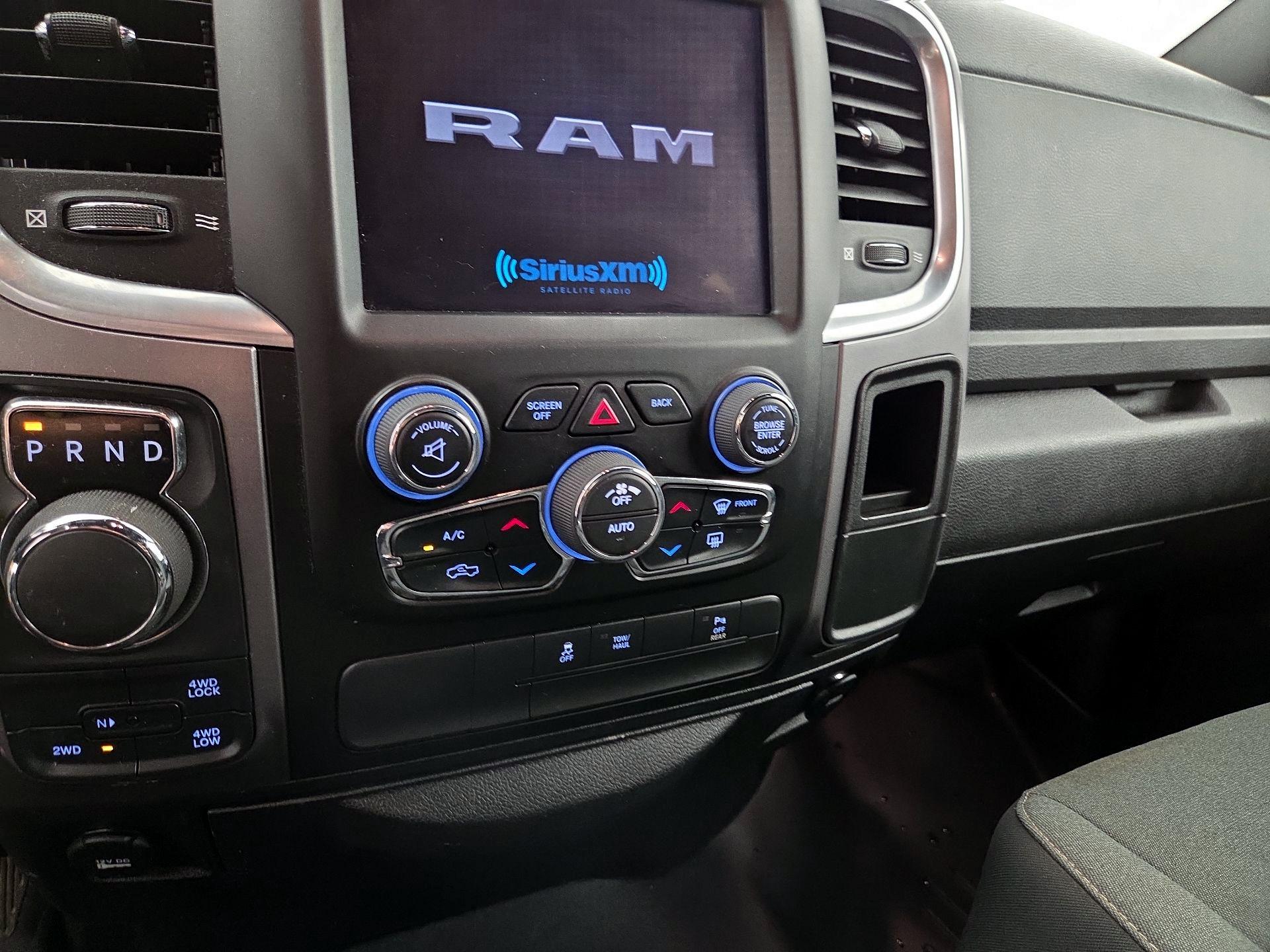 Thumbnail: 2022 RAM 1500 Classic - 15