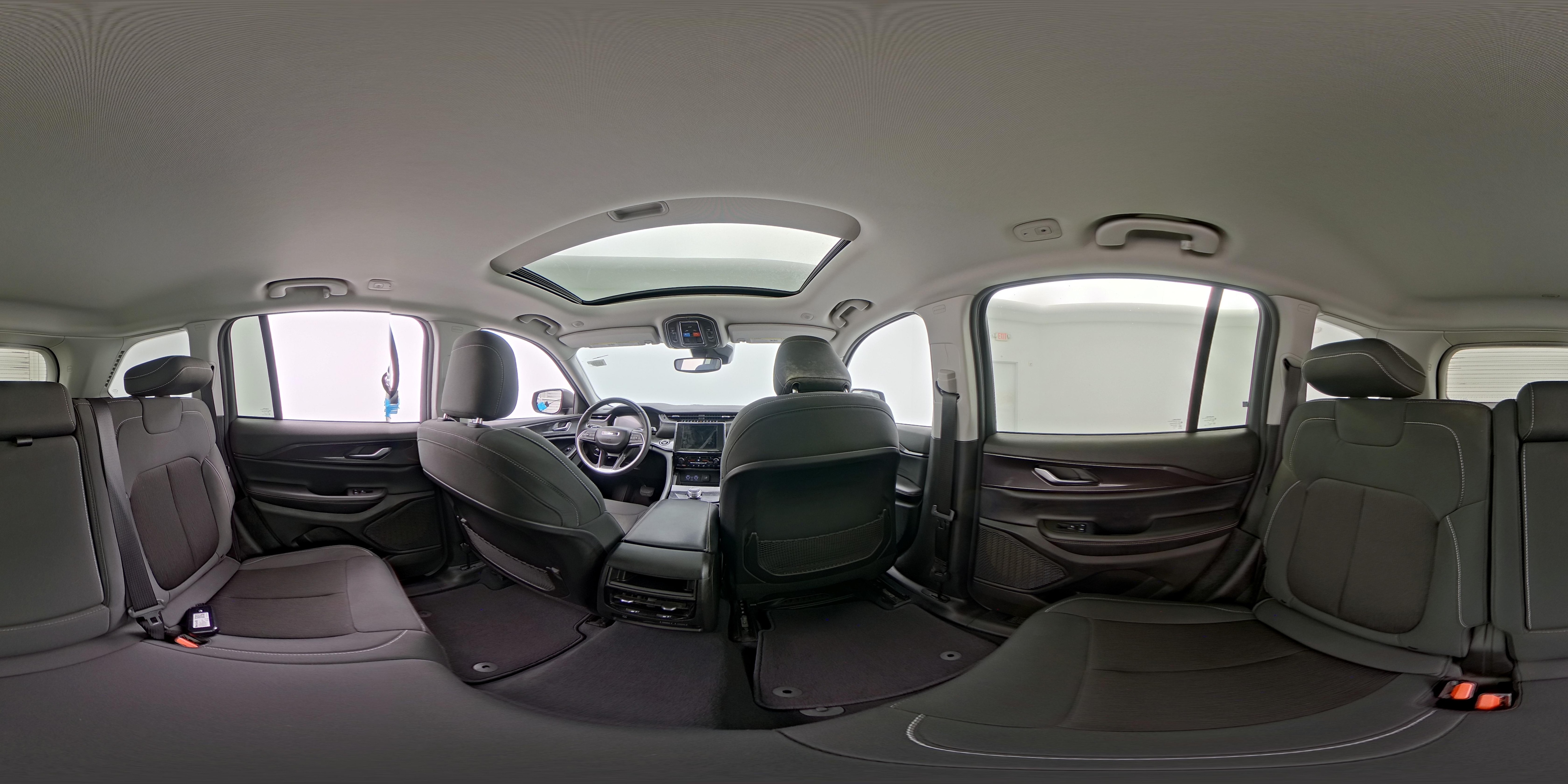 2023 Jeep Grand Cherokee Laredo - Photo 26