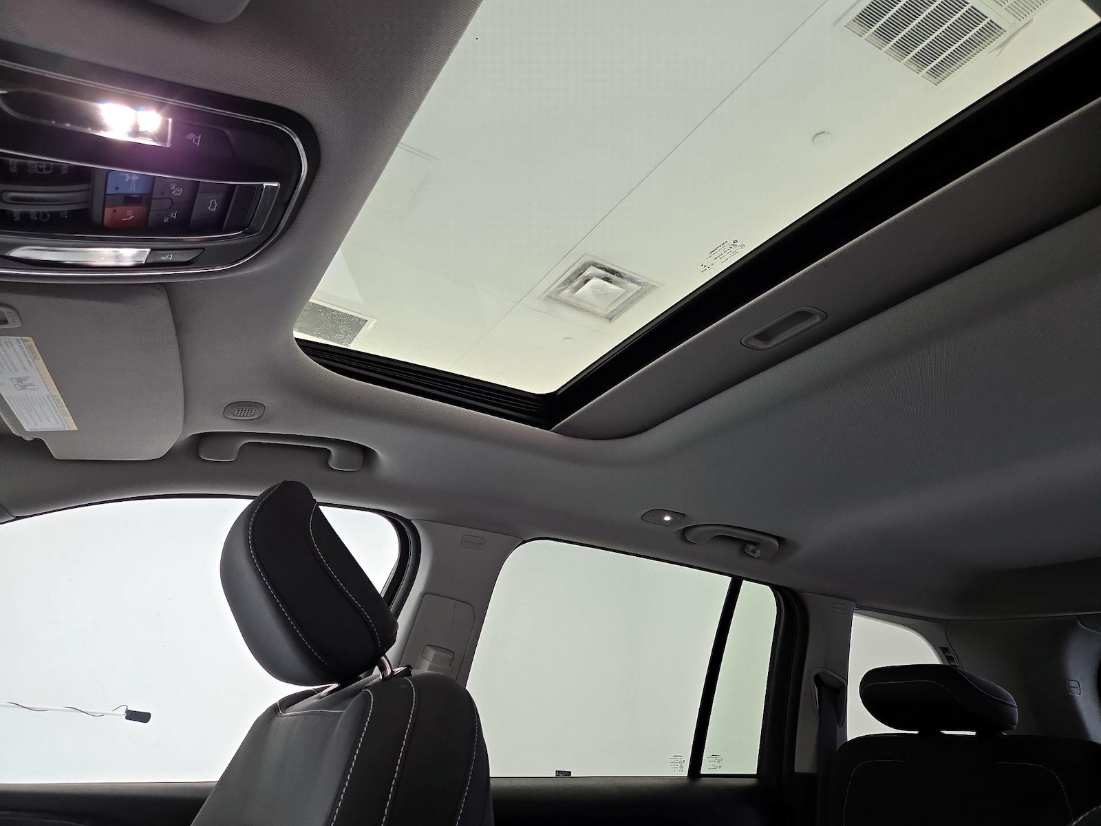 2023 Jeep Grand Cherokee Laredo - Photo 20