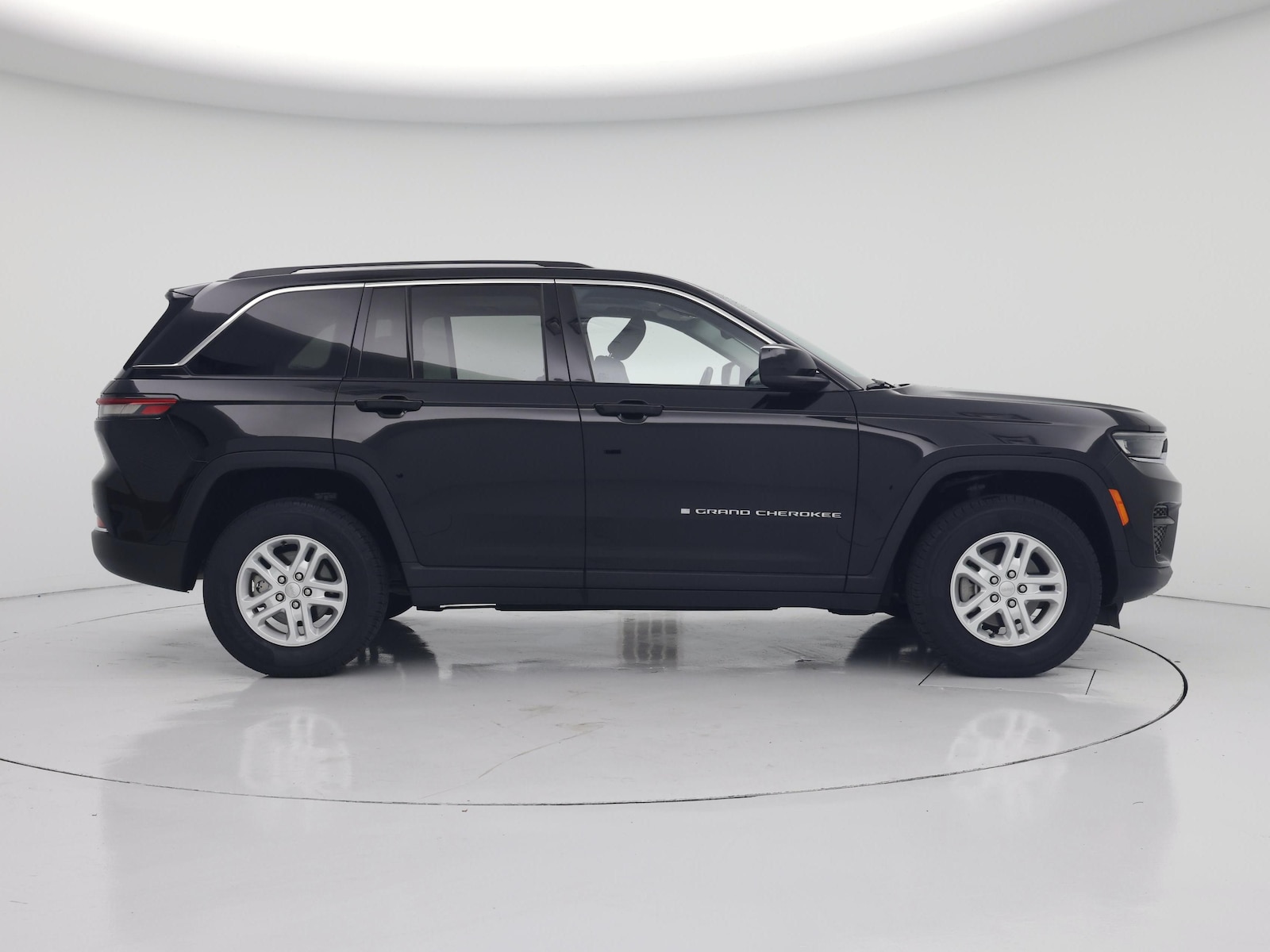 2023 Jeep Grand Cherokee Laredo - Photo 8