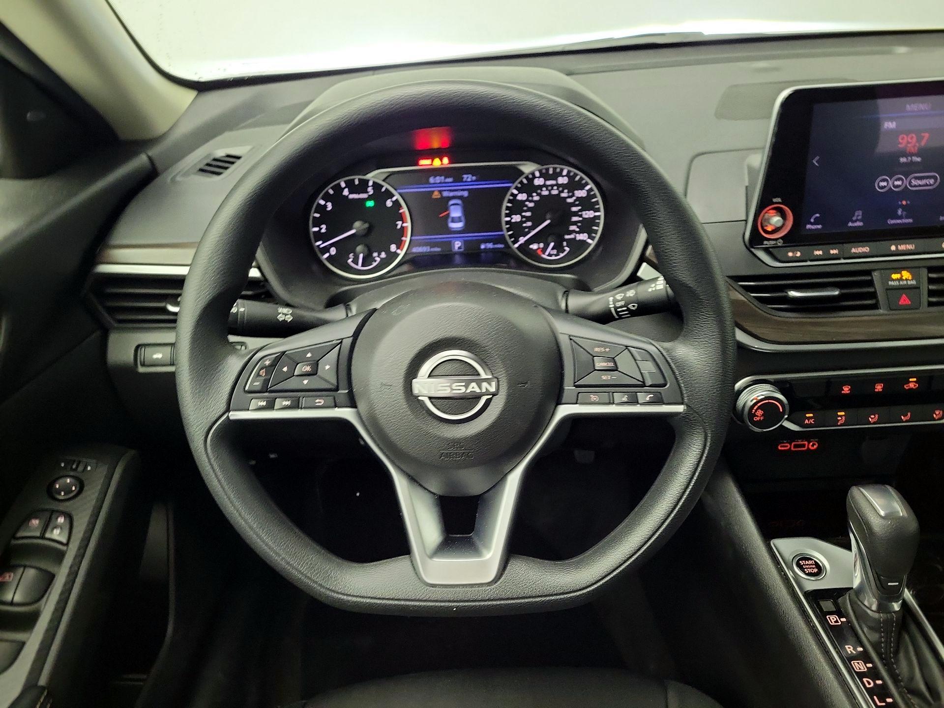 Thumbnail: 2024 Nissan Altima - 10