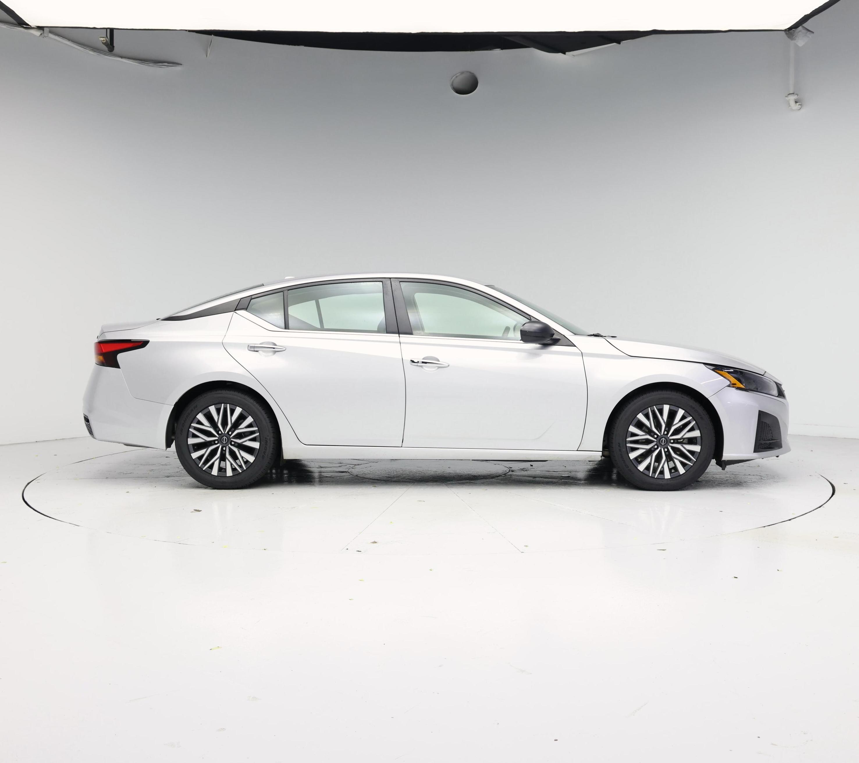 Thumbnail: 2024 Nissan Altima - 7
