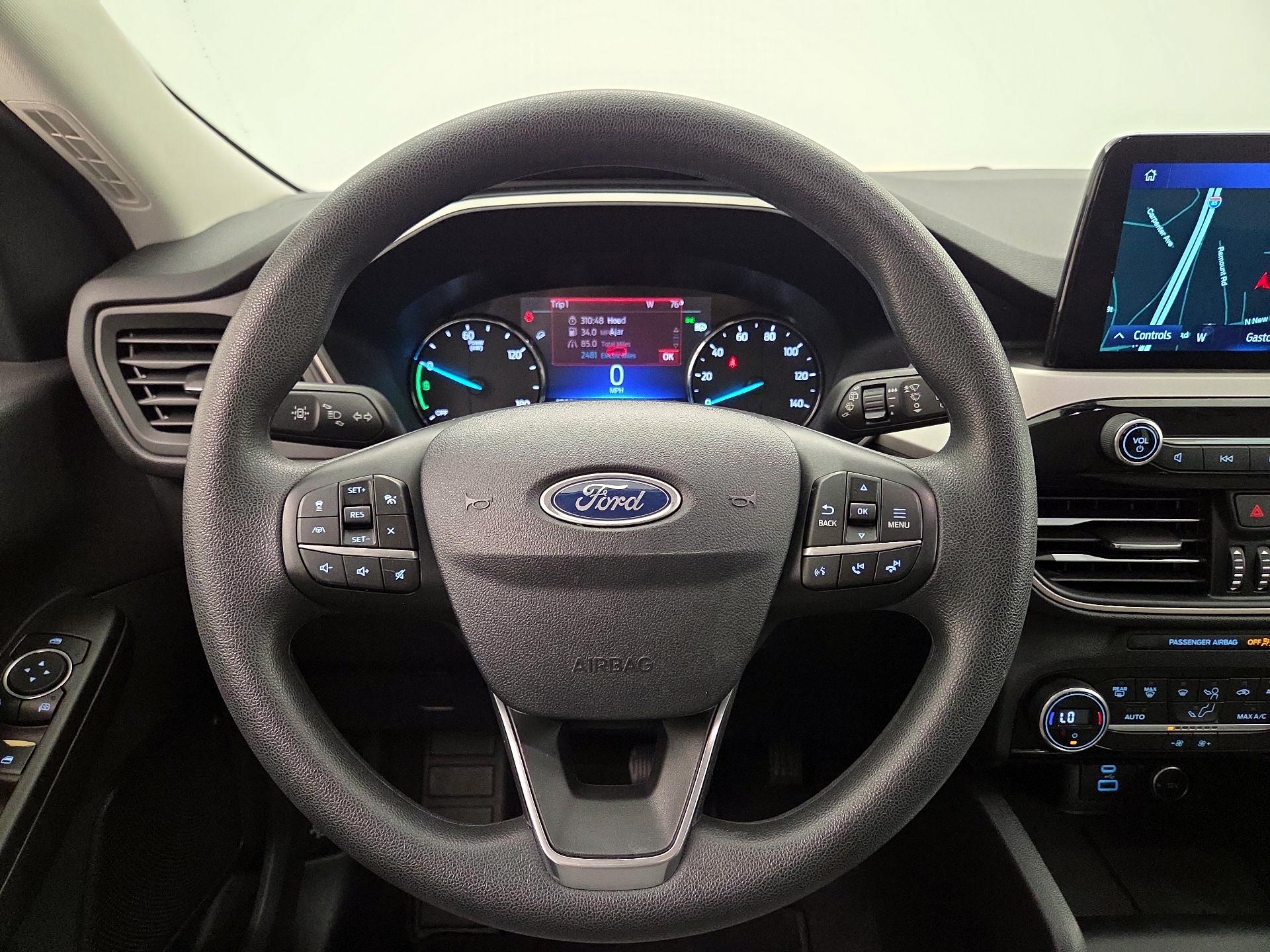 Thumbnail: 2021 Ford Escape - 10