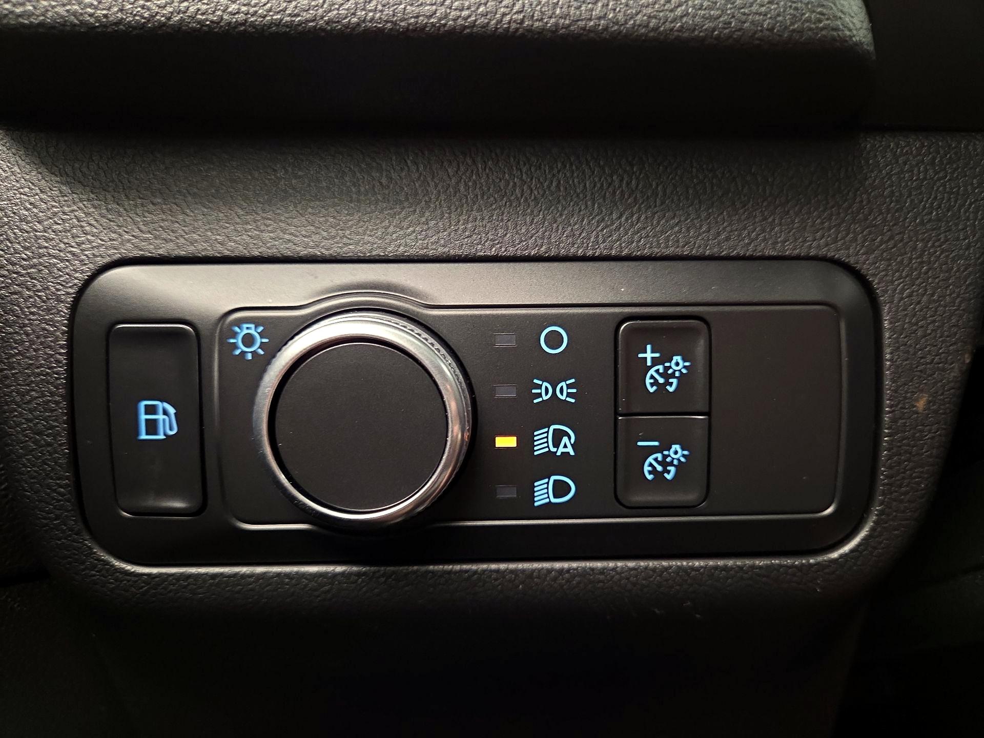 Thumbnail: 2021 Ford Escape - 13