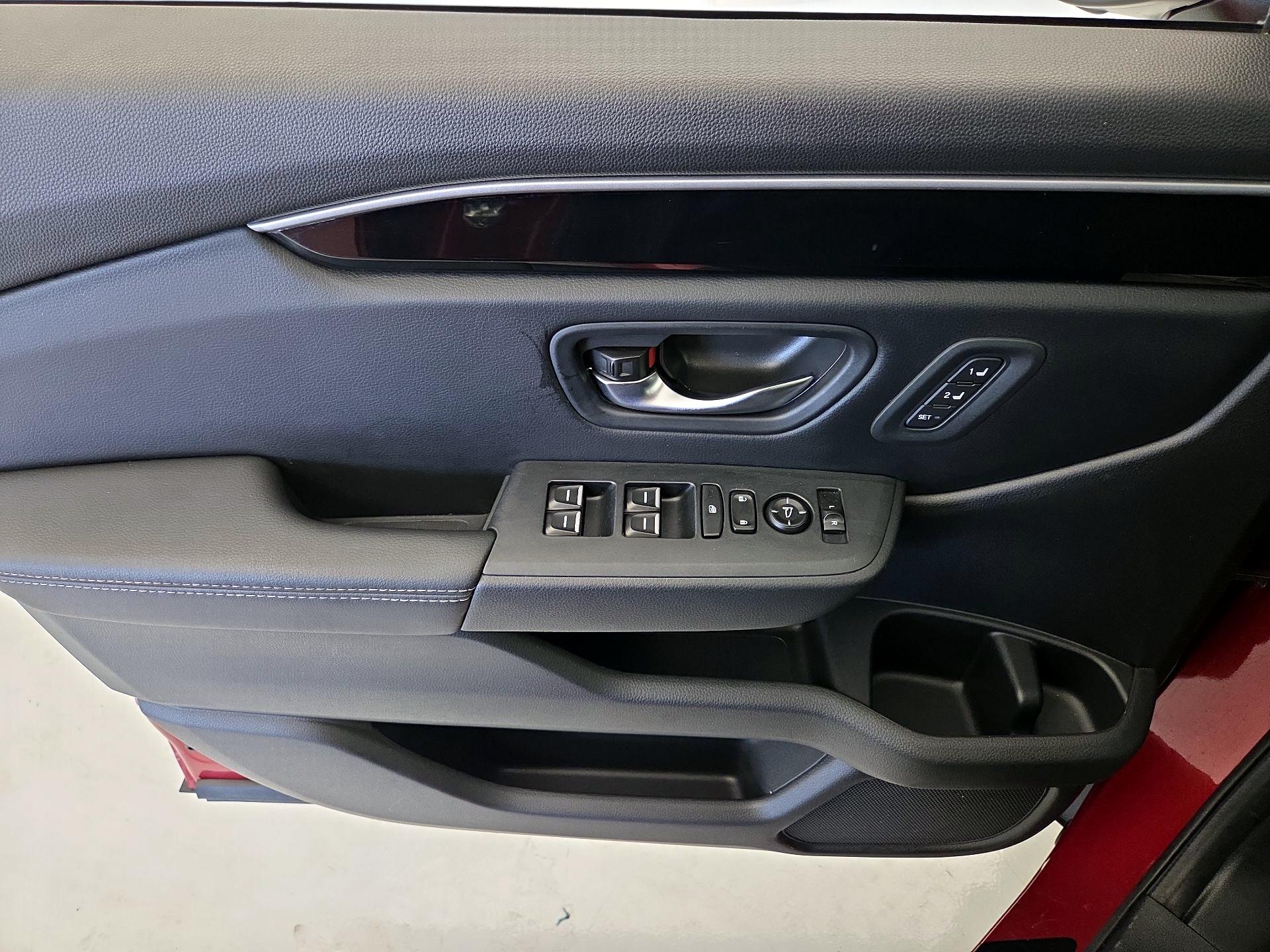 Thumbnail: 2024 Honda Pilot - 12