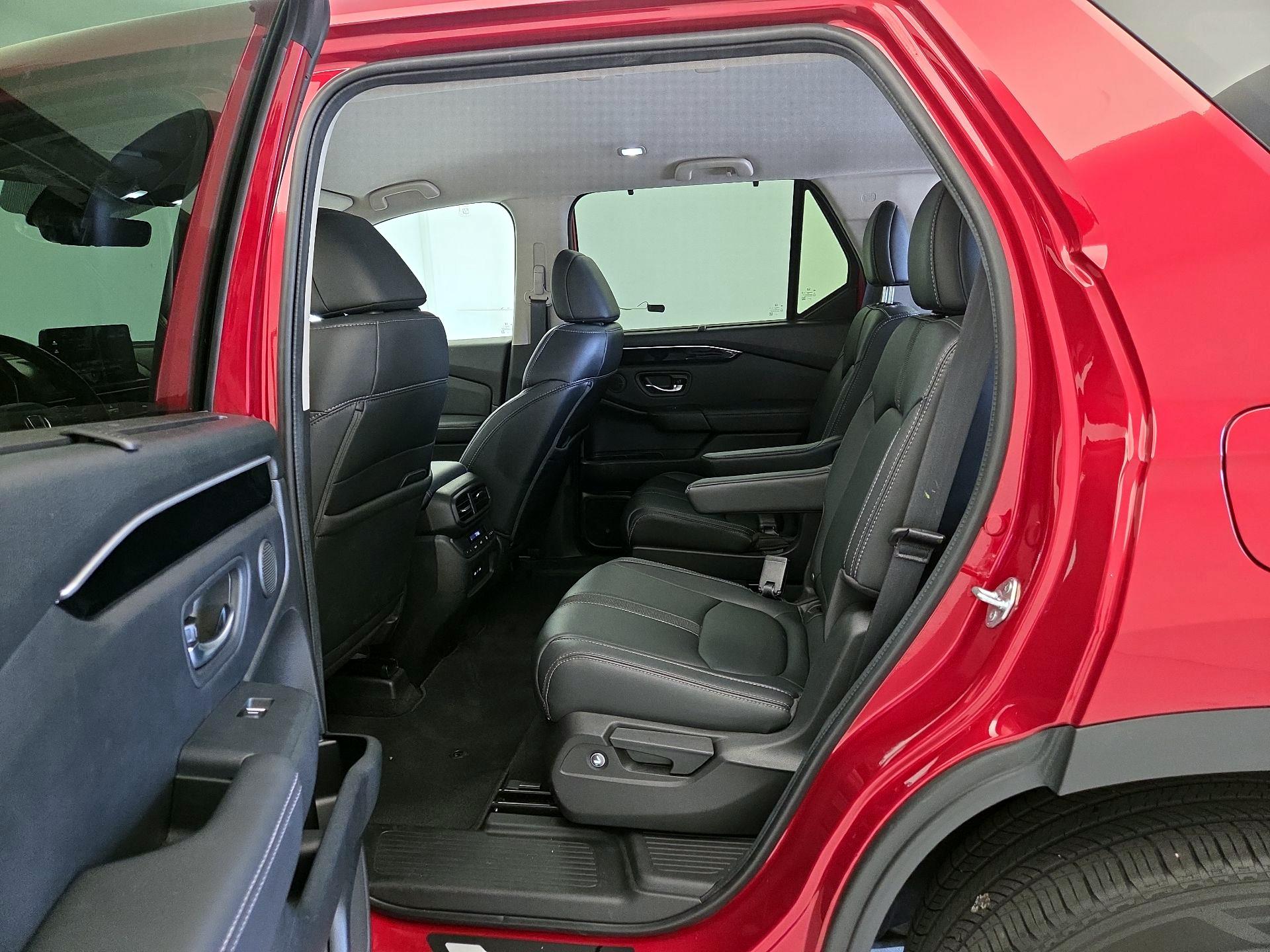 Thumbnail: 2024 Honda Pilot - 19