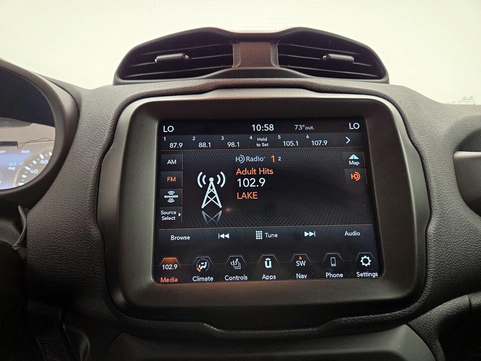 2022 Jeep Renegade Altitude - Photo 17