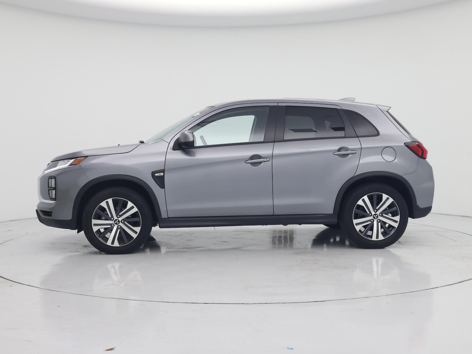 2025 Mitsubishi Outlander Sport ES - Photo 4