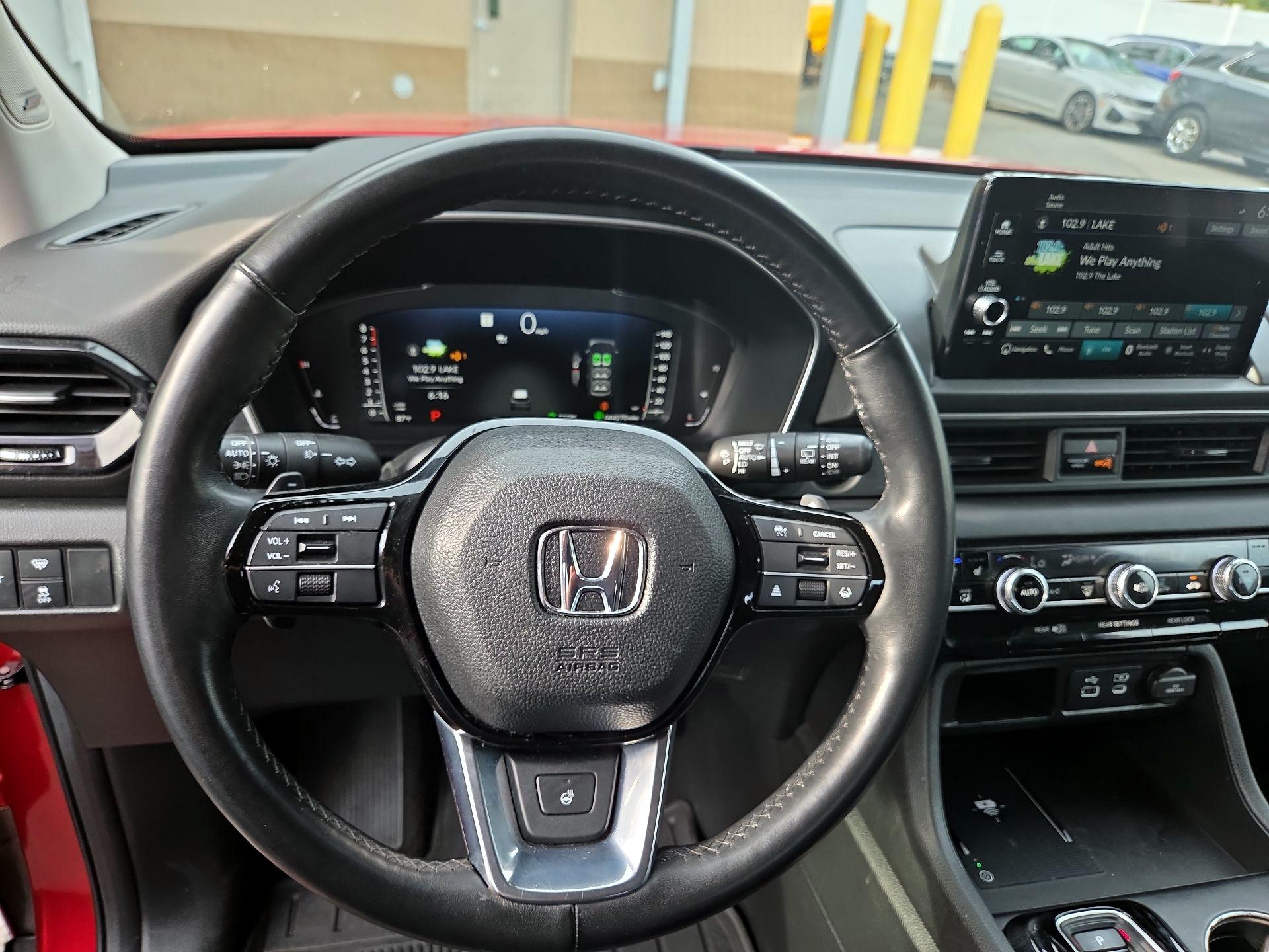 Thumbnail: 2023 Honda Pilot - 10