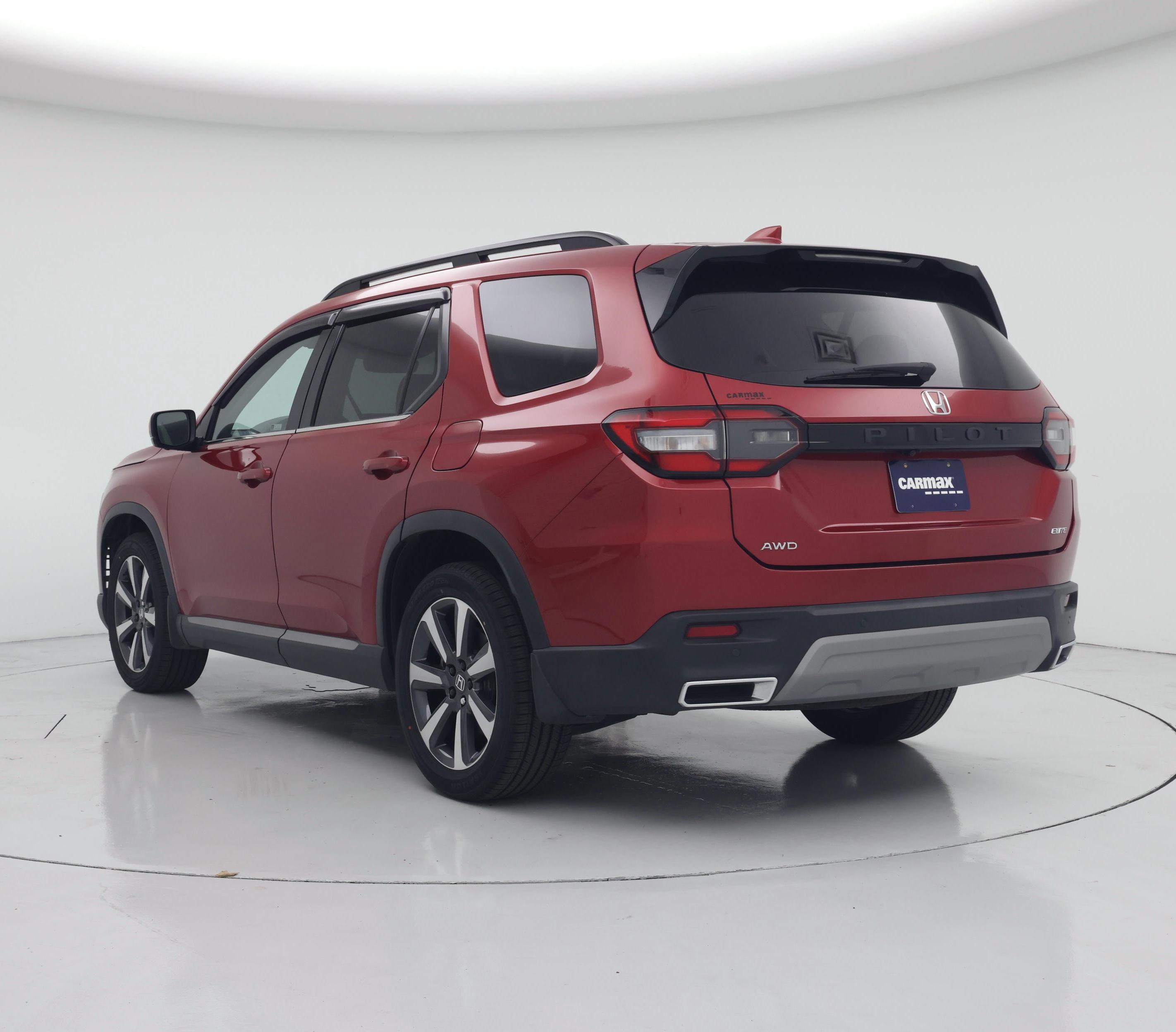 Thumbnail: 2023 Honda Pilot - 2