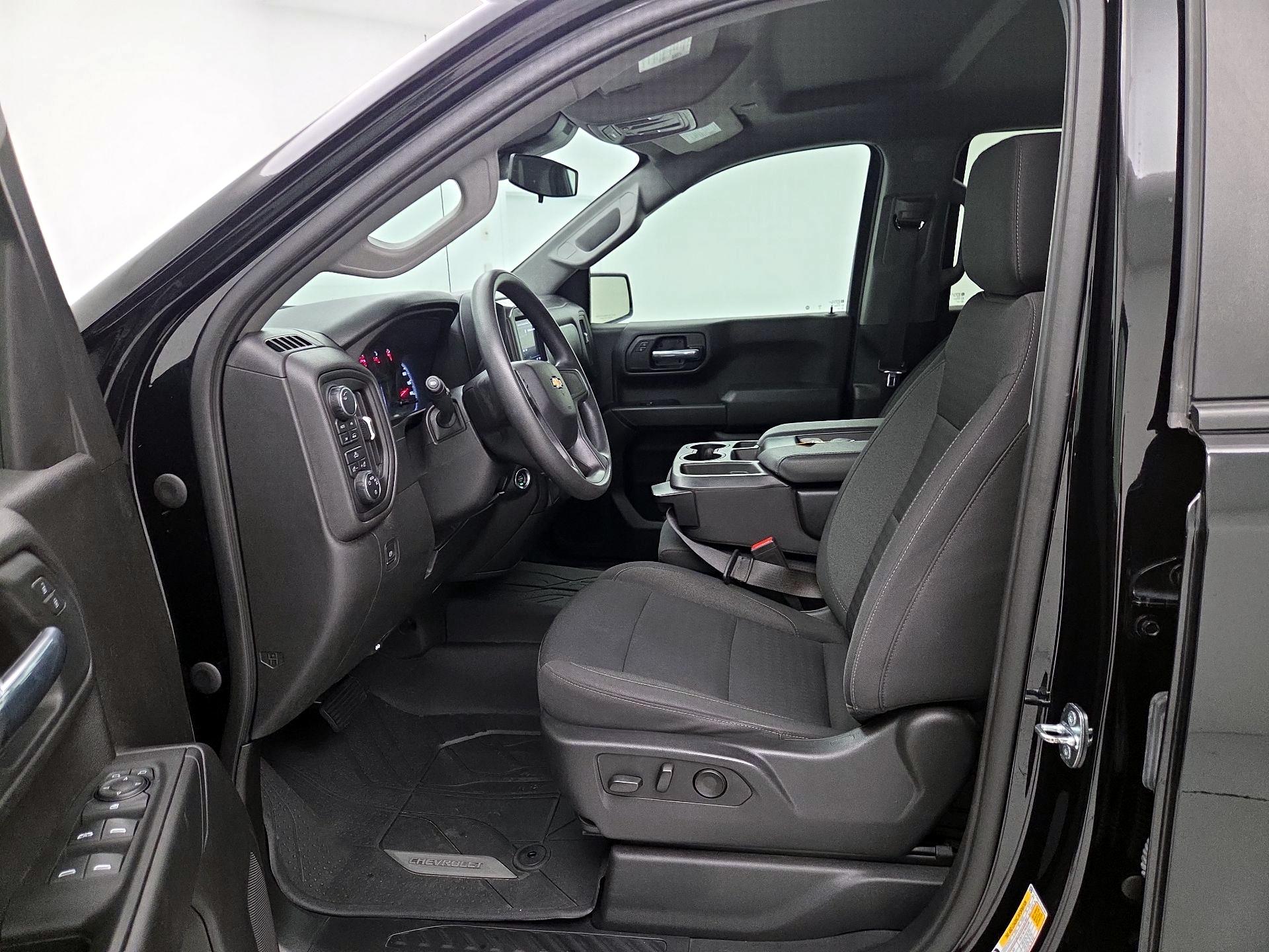 Thumbnail: 2023 Chevrolet Silverado 1500 - 11