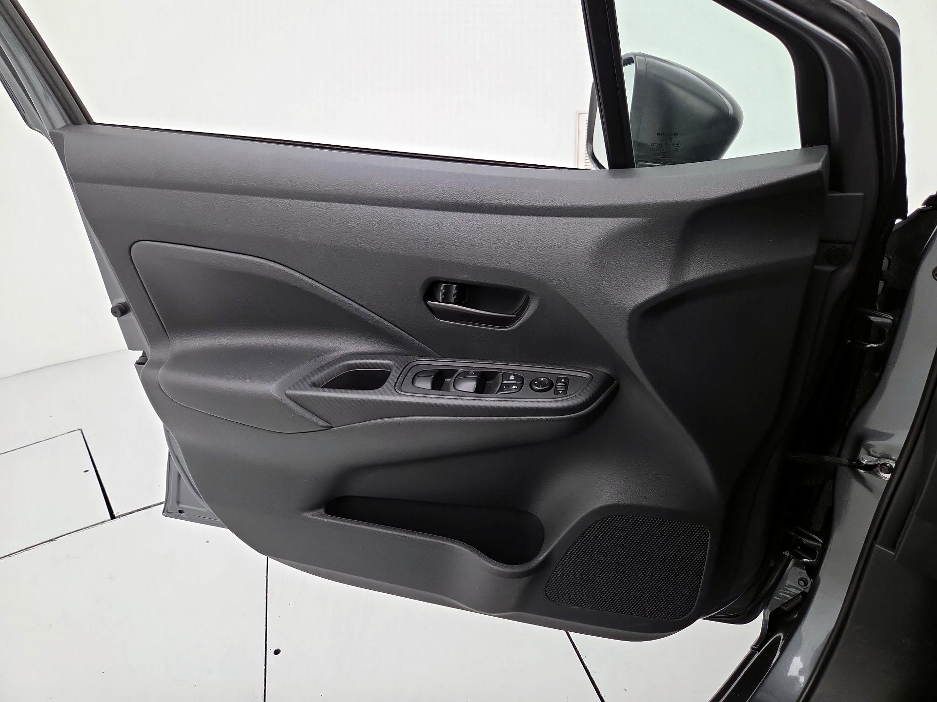 Thumbnail: 2021 Nissan Versa - 12