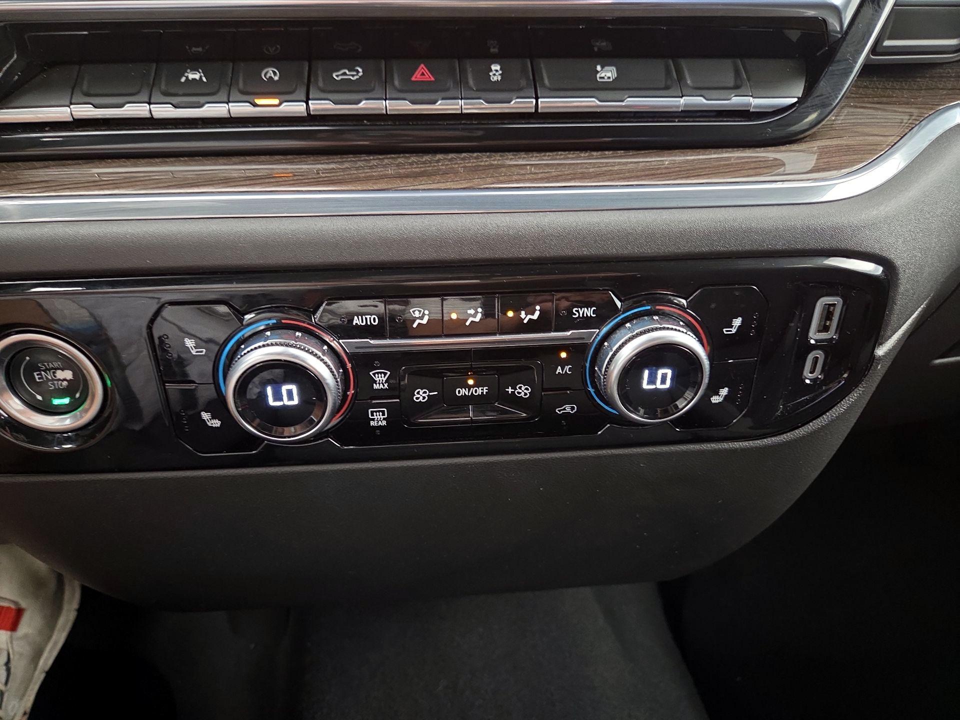 Thumbnail: 2024 GMC Sierra 1500 - 16