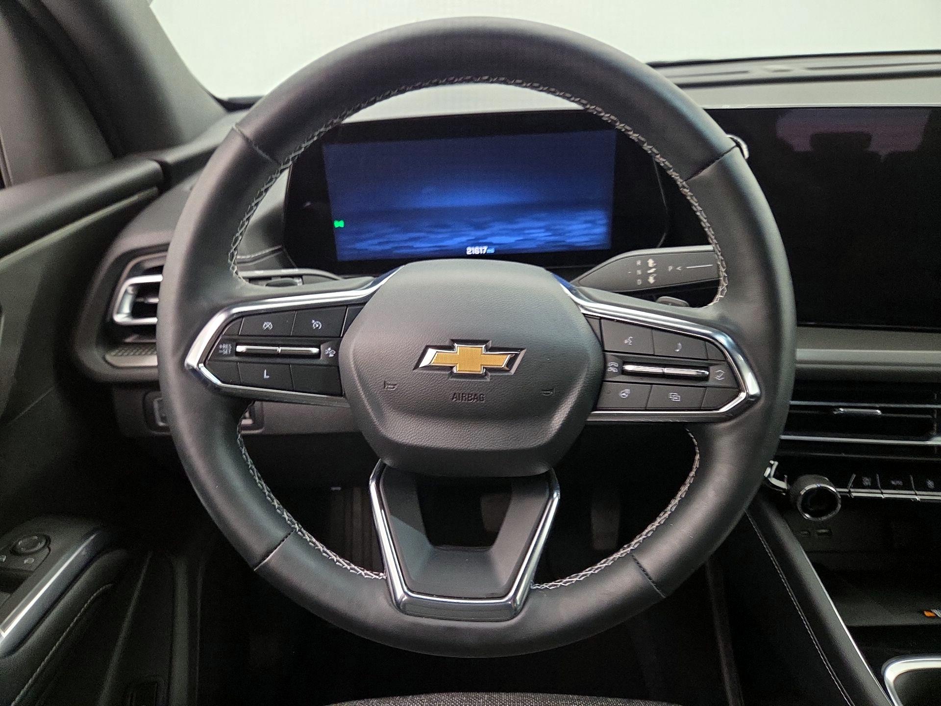 Thumbnail: 2025 Chevrolet Traverse - 10