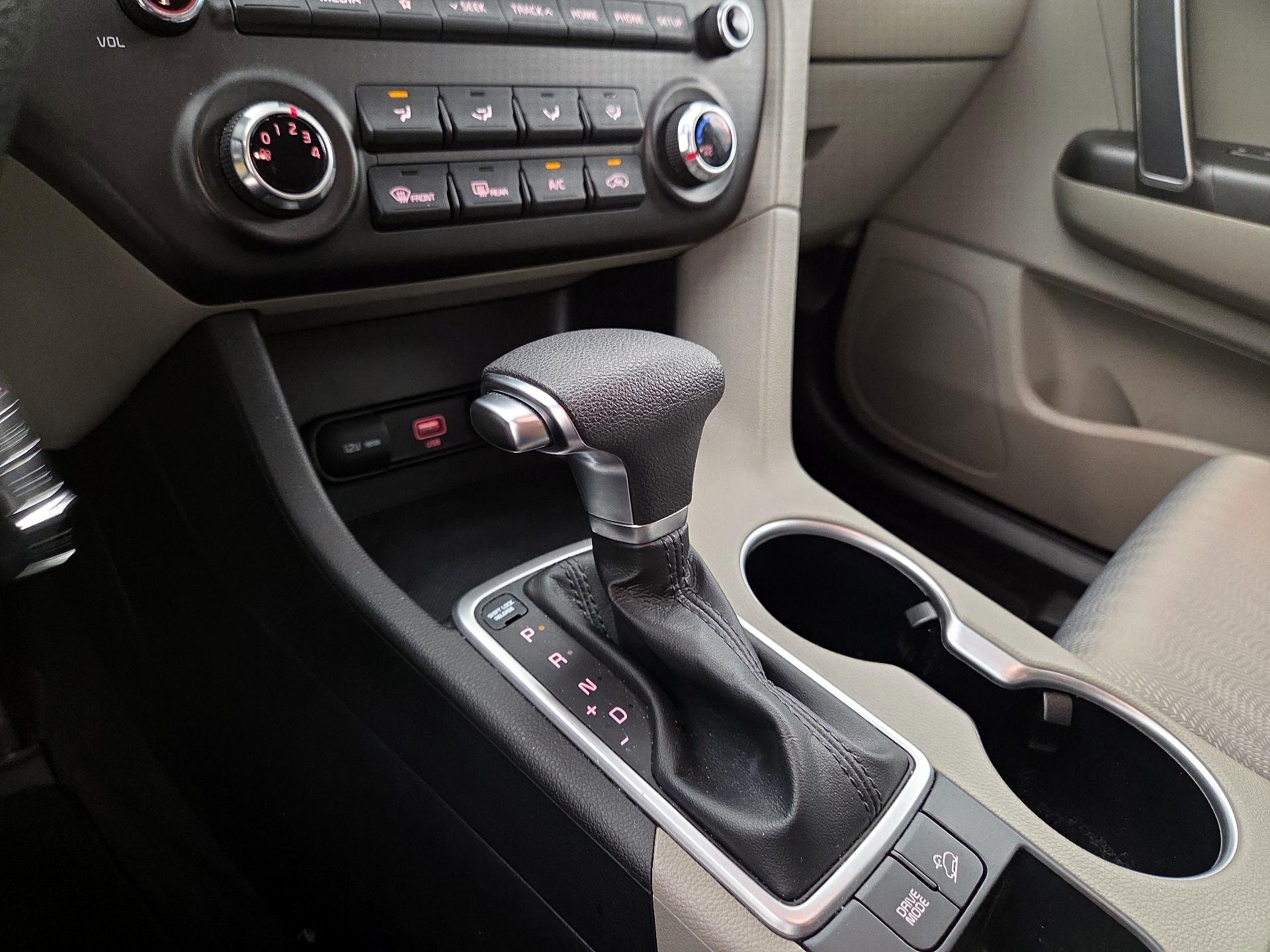 Thumbnail: 2021 Kia Sportage - 17