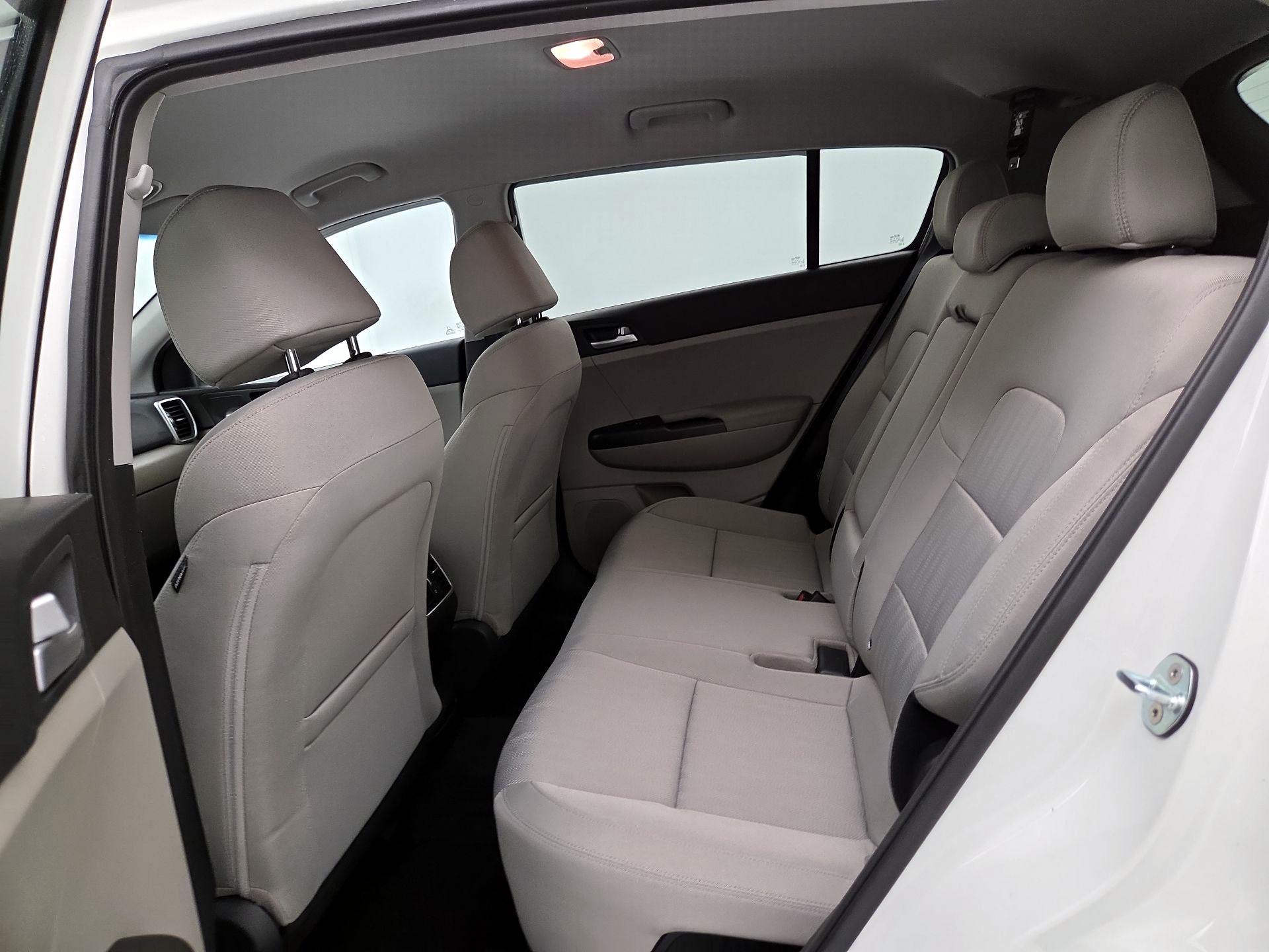 Thumbnail: 2021 Kia Sportage - 19
