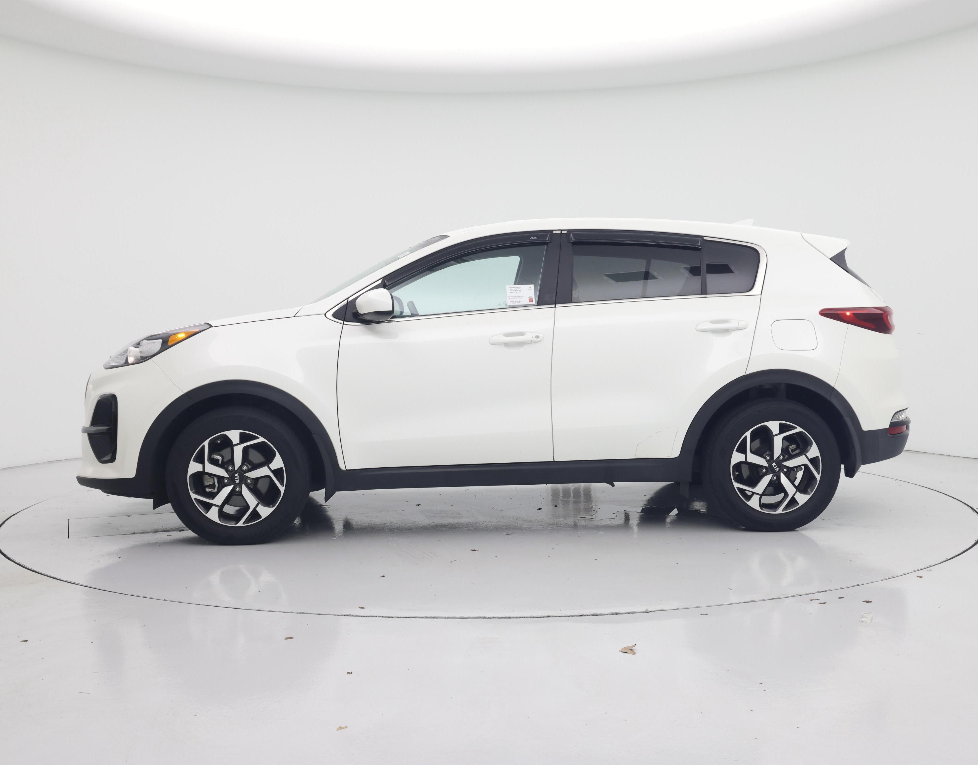 Thumbnail: 2021 Kia Sportage - 3