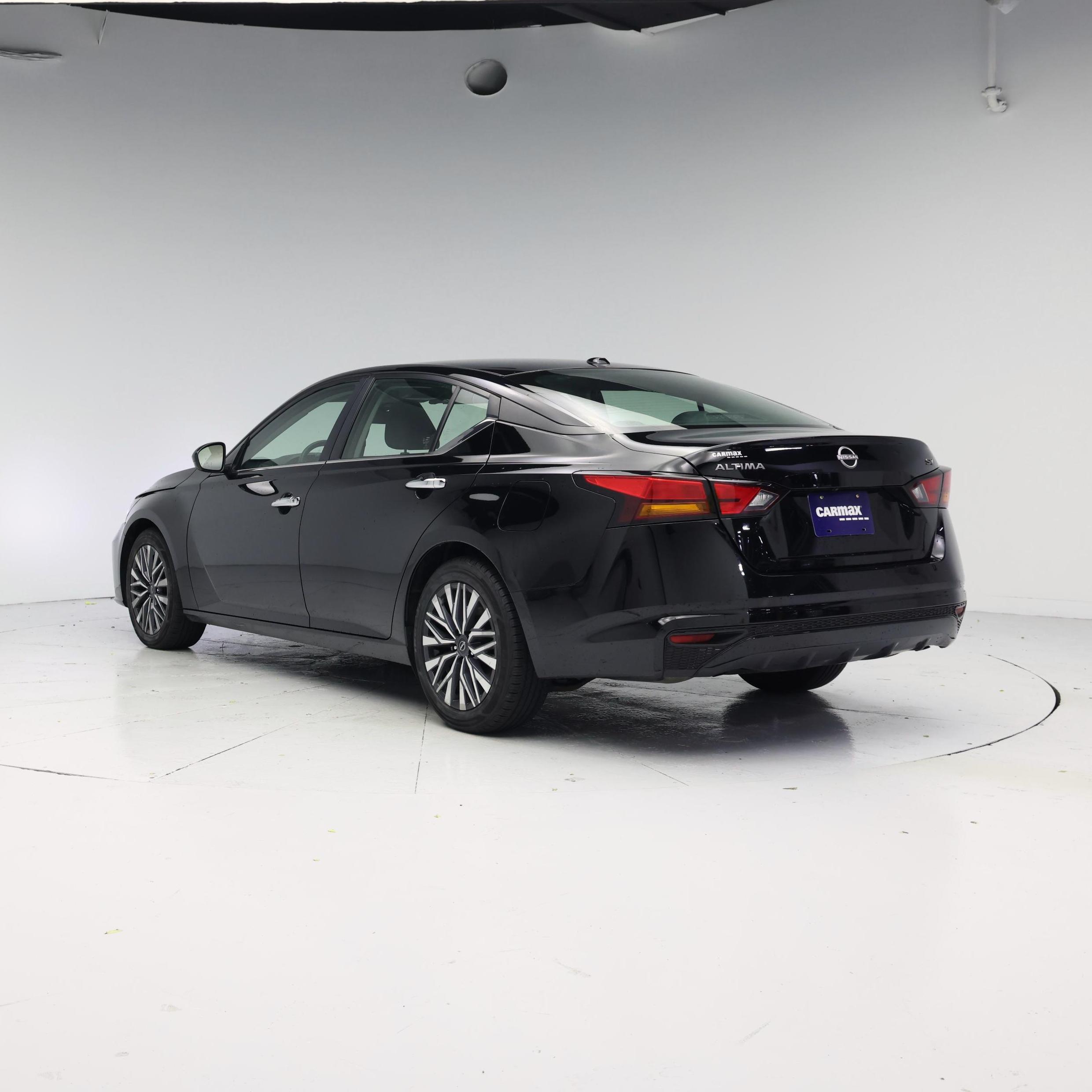 Thumbnail: 2024 Nissan Altima - 2