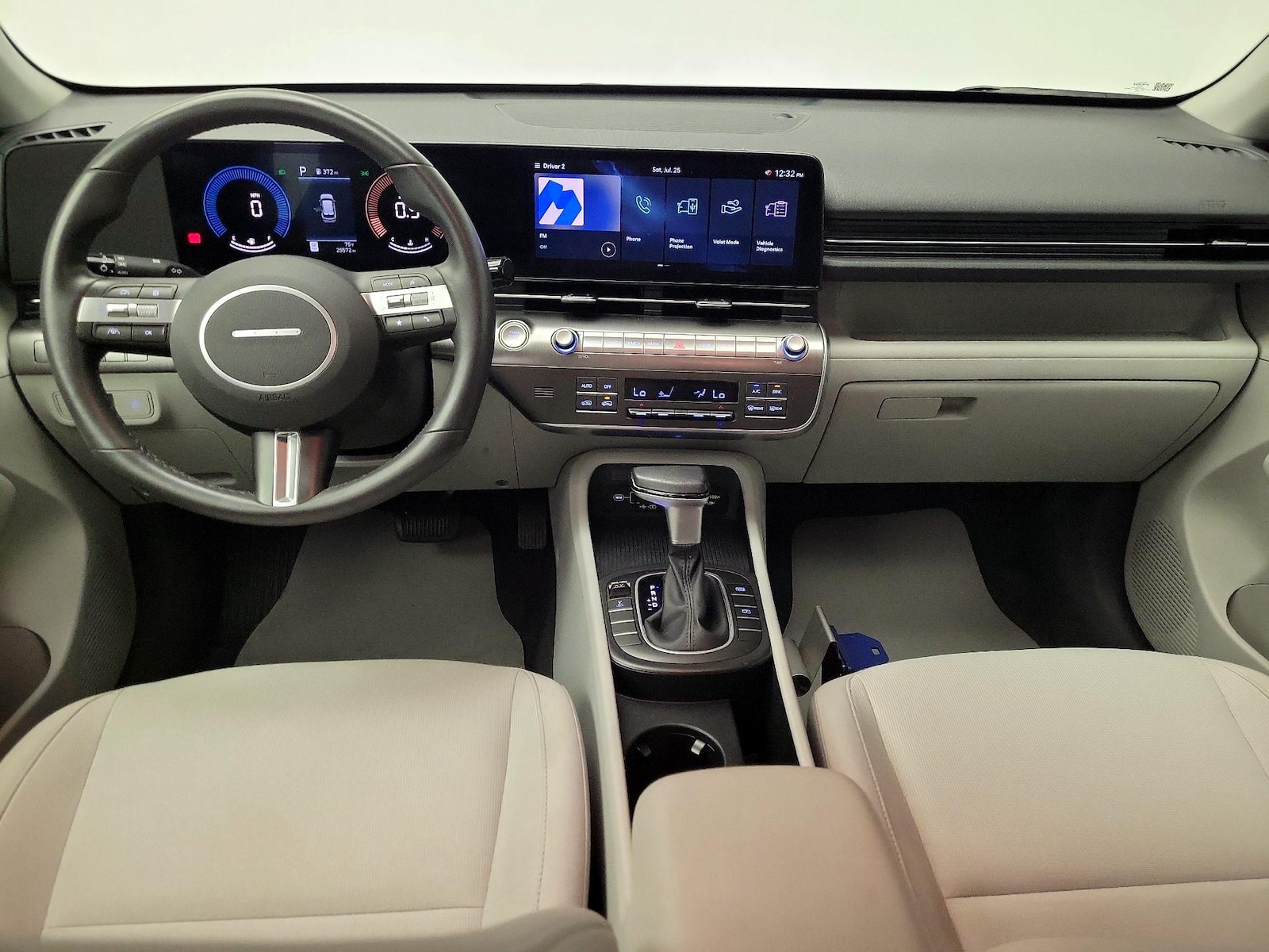 2025 Hyundai Kona SEL - Photo 10