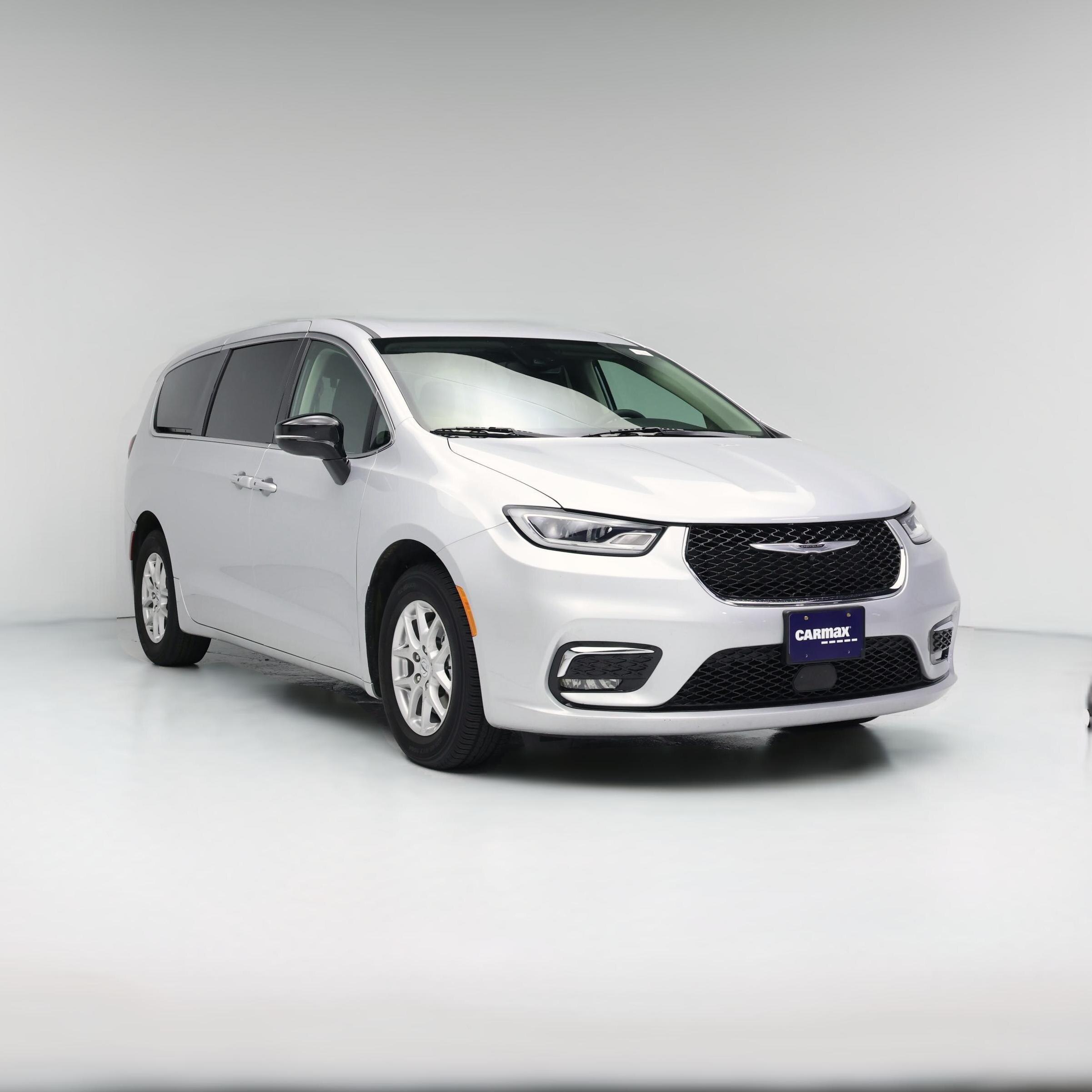 Thumbnail: 2024 Chrysler Pacifica - 1
