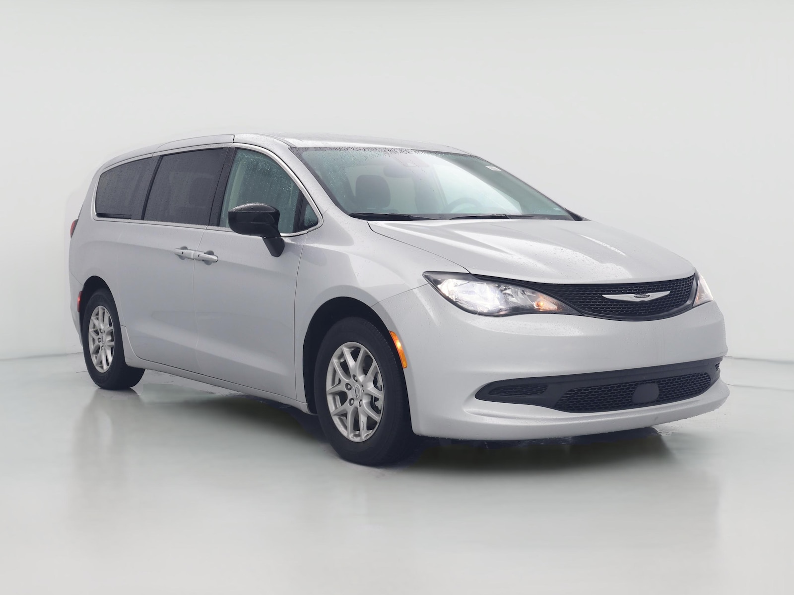 2024 Chrysler Voyager