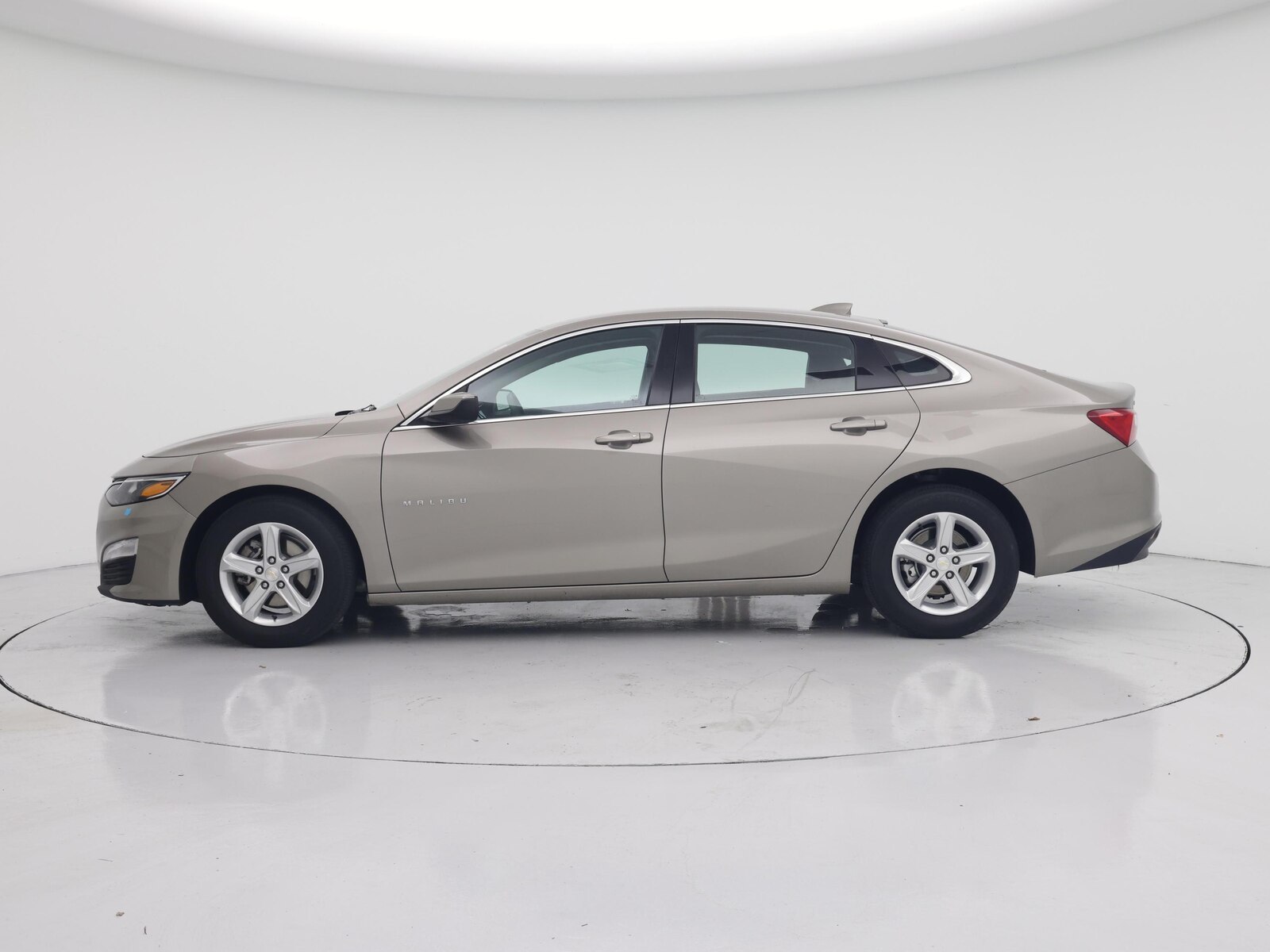 2025 Chevrolet Malibu 1LT - Photo 4