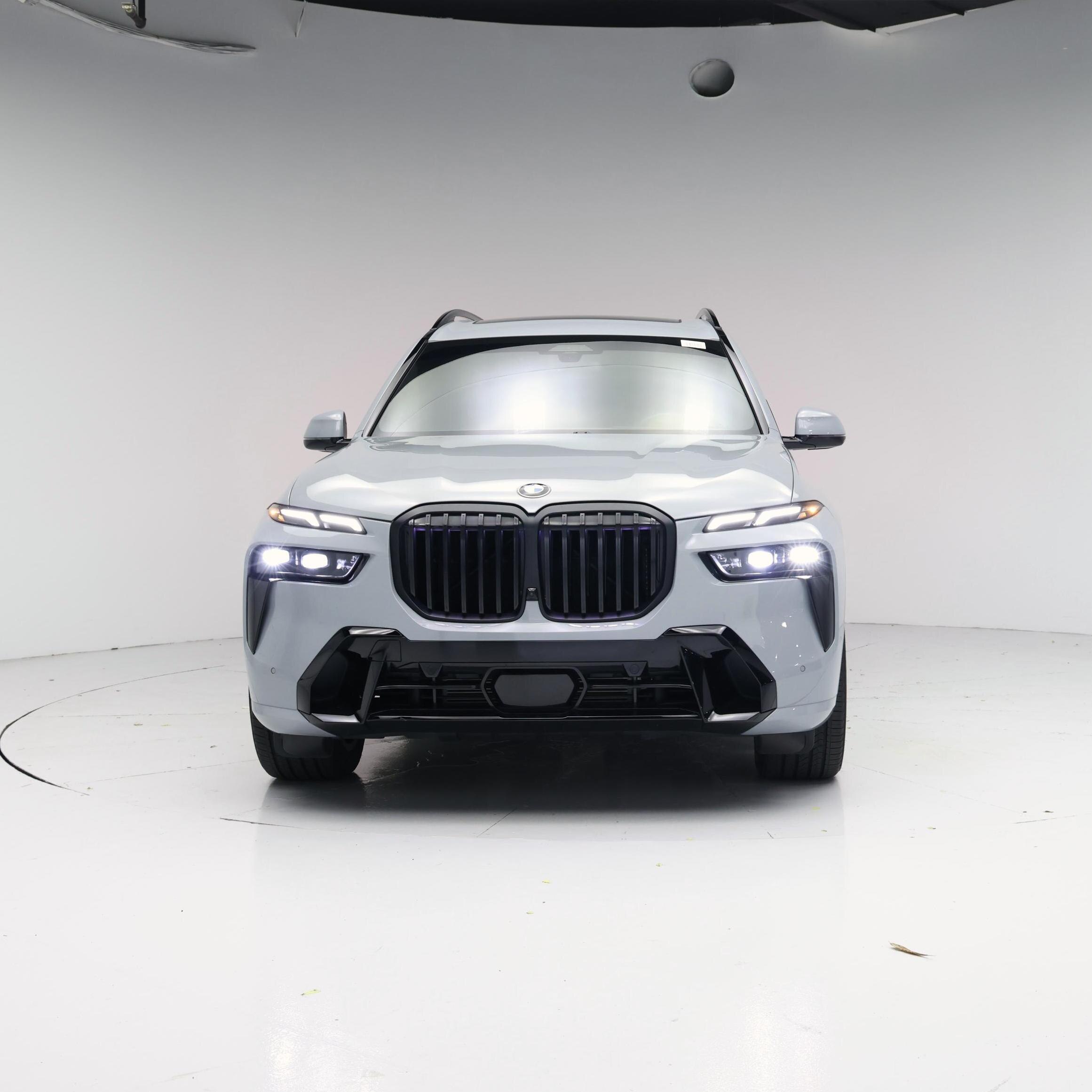 Thumbnail: 2025 BMW X7 - 5