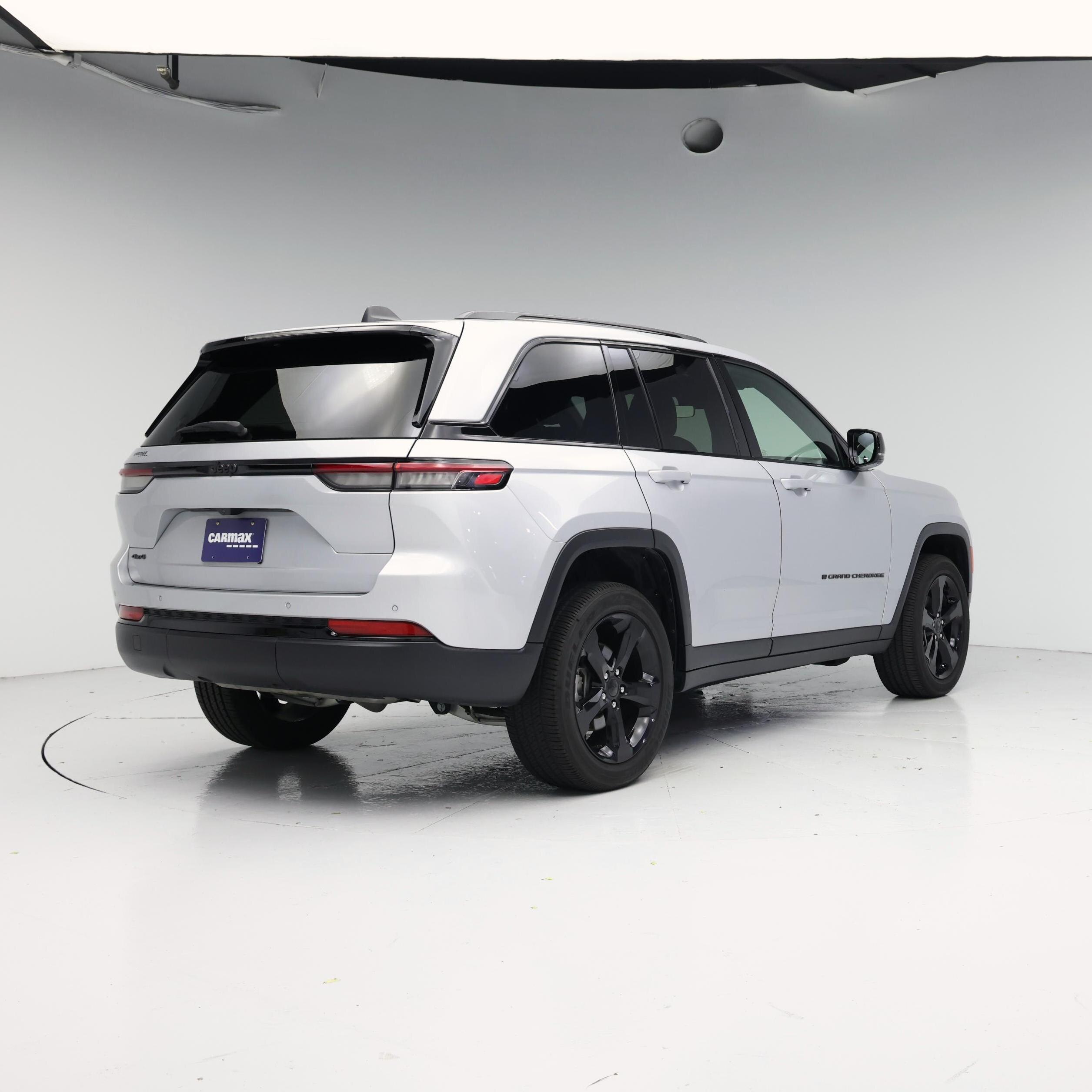Thumbnail: 2025 Jeep Grand Cherokee - 8