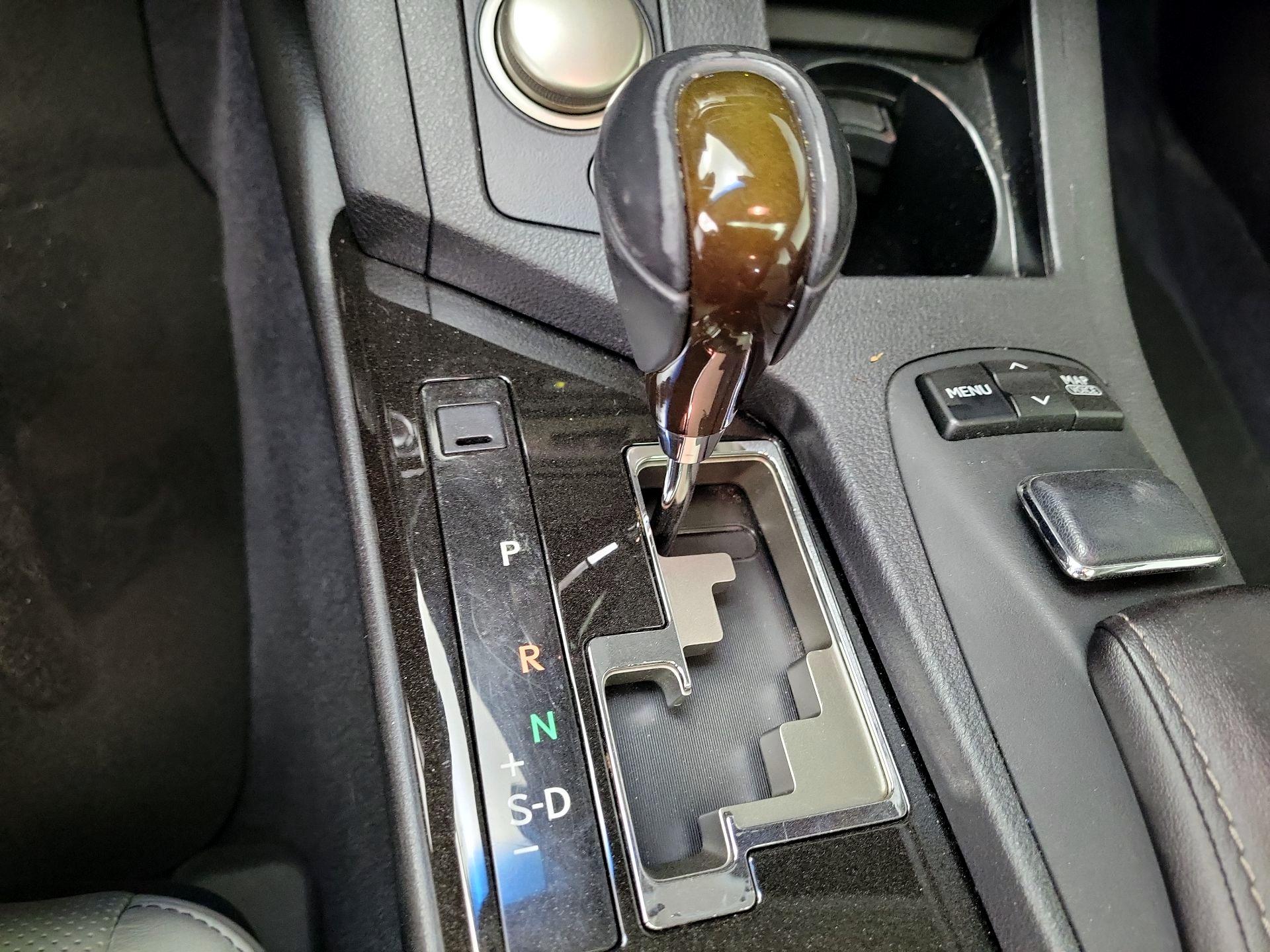 Thumbnail: 2014 Lexus ES - 18