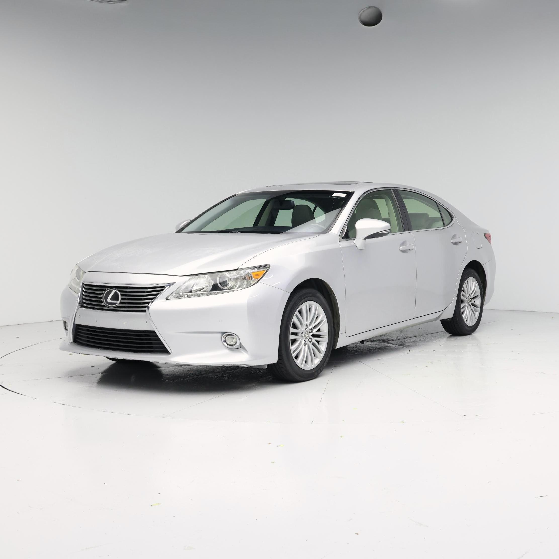 Thumbnail: 2014 Lexus ES - 4