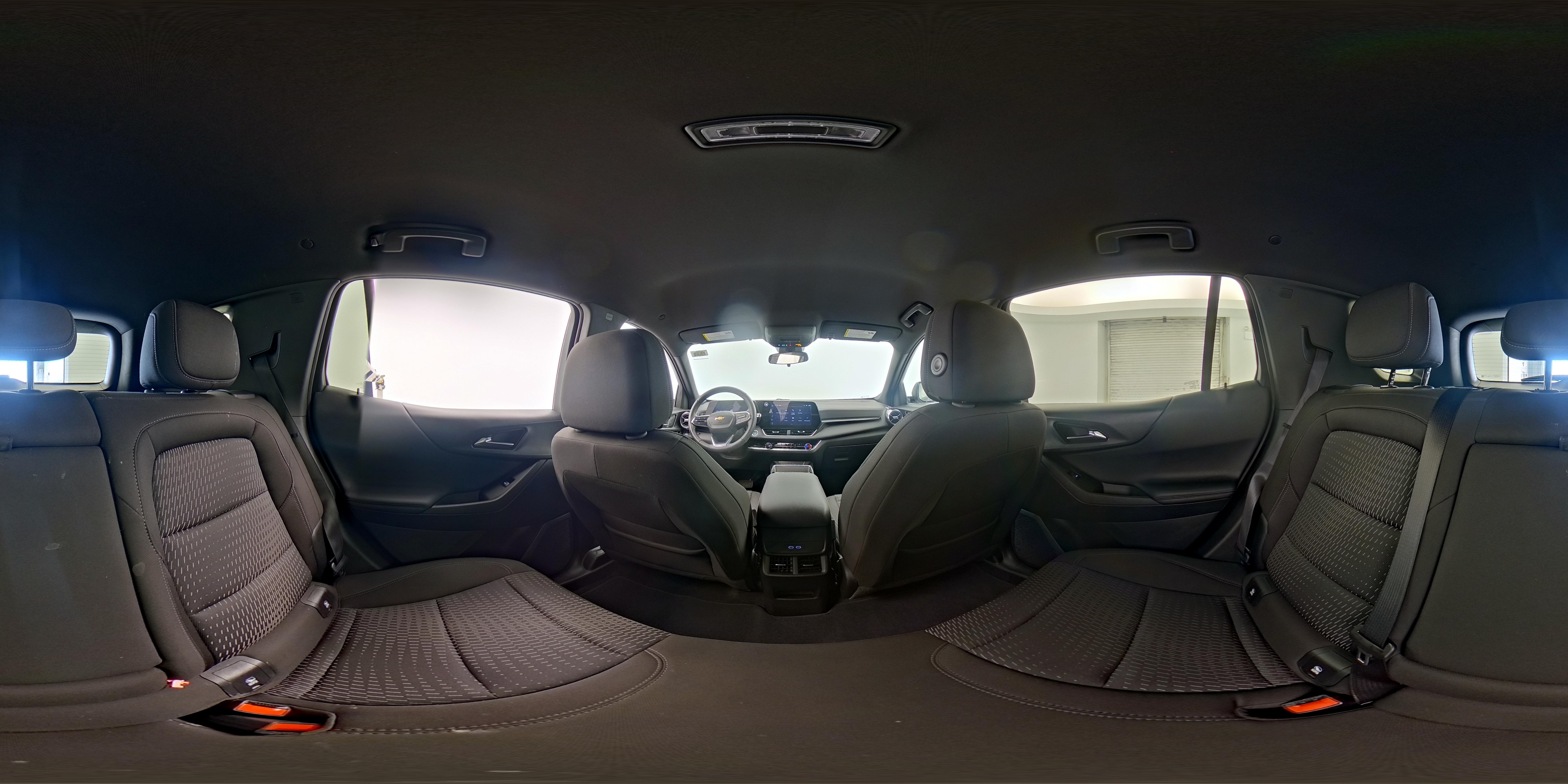 2025 Chevrolet Equinox LT - Photo 24