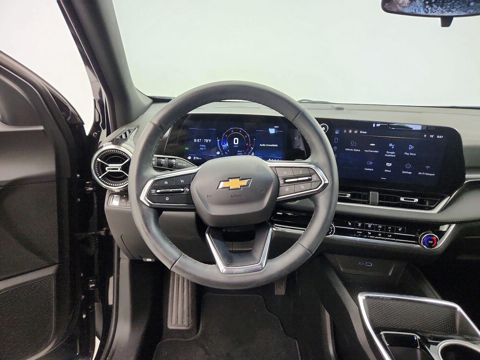 2025 Chevrolet Equinox LT - Photo 11