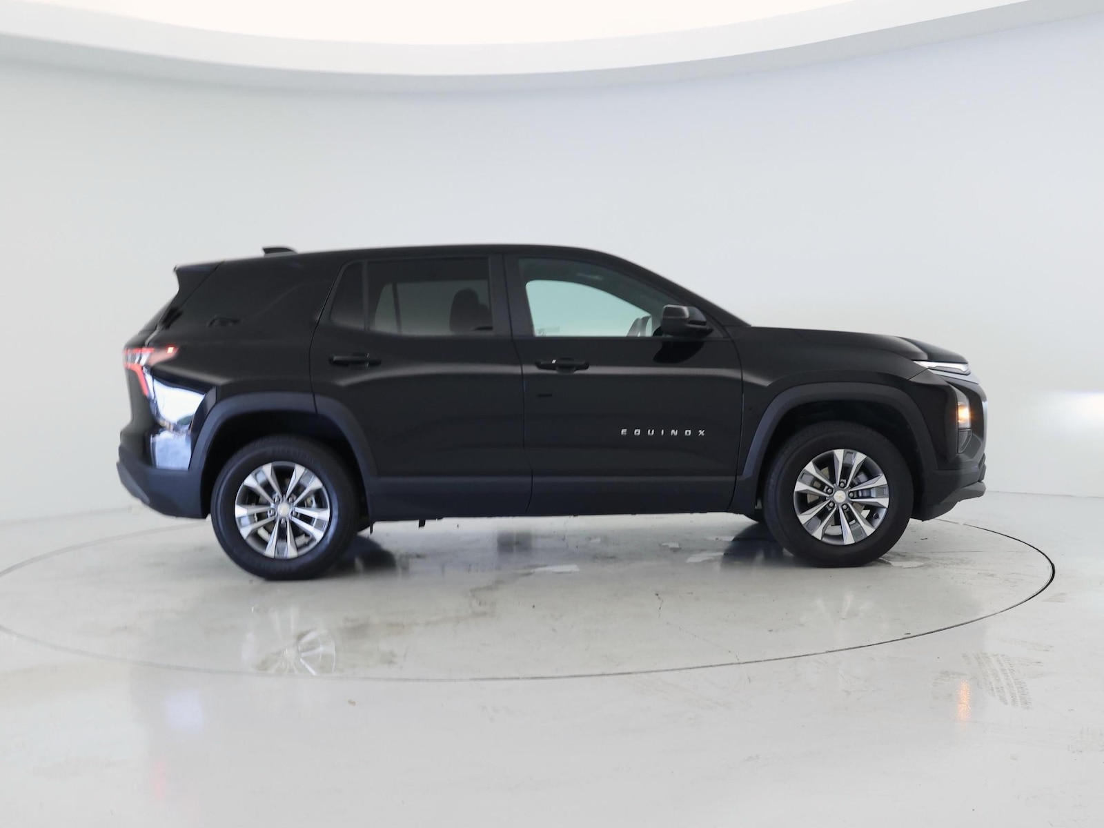 2025 Chevrolet Equinox LT - Photo 8